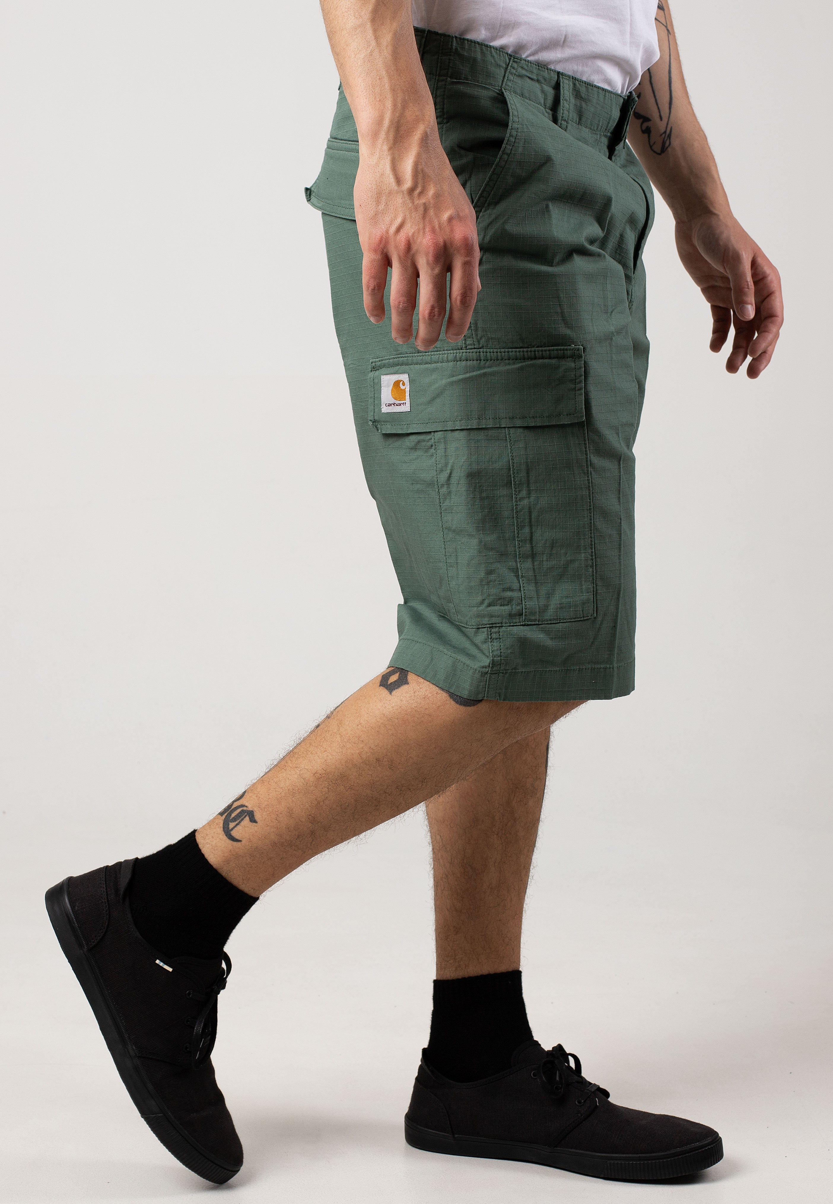 Carhartt WIP - Regular Cargo Rinsed Duck Green - Shorts | Men-Image