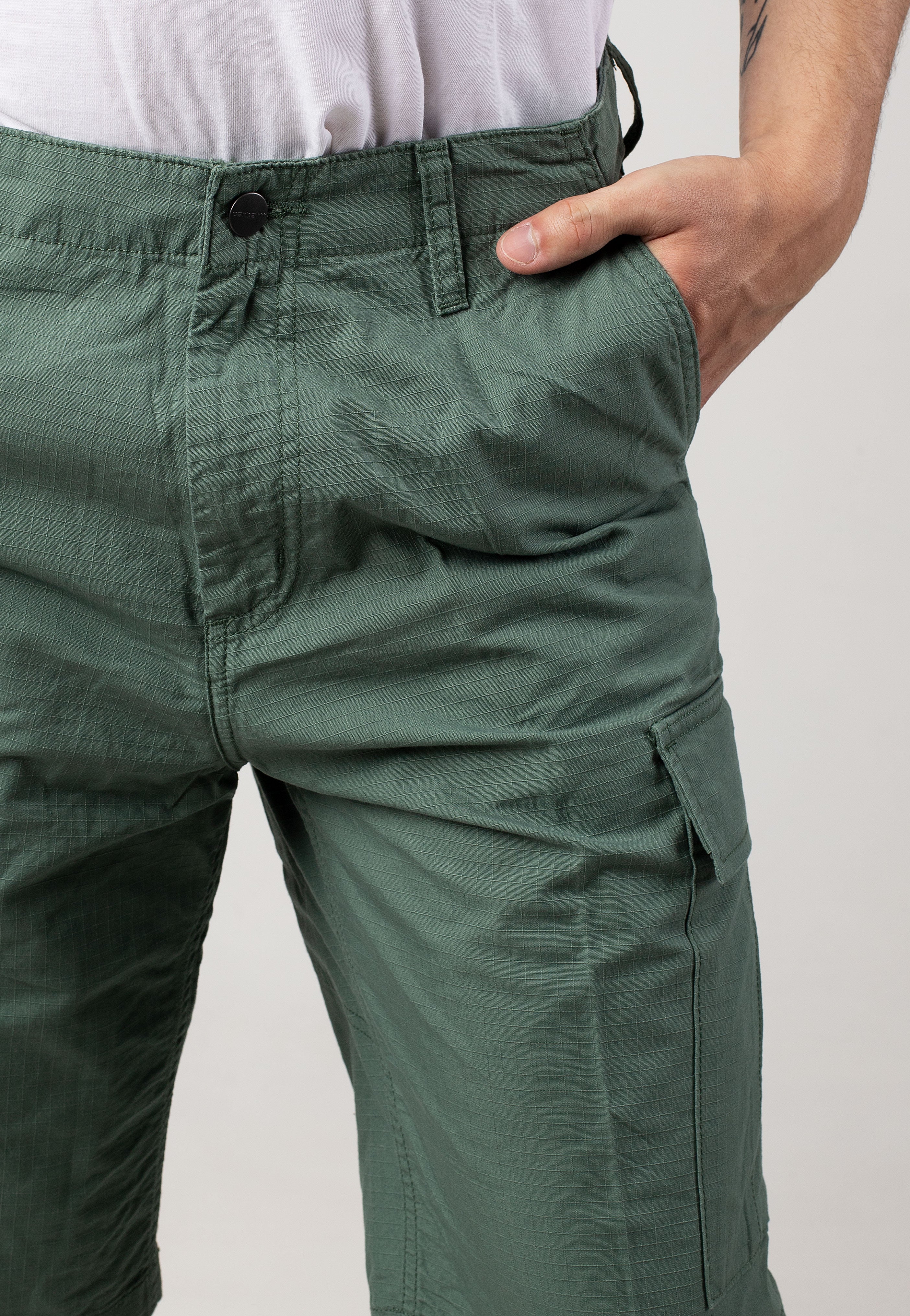 Carhartt WIP - Regular Cargo Rinsed Duck Green - Shorts | Men-Image