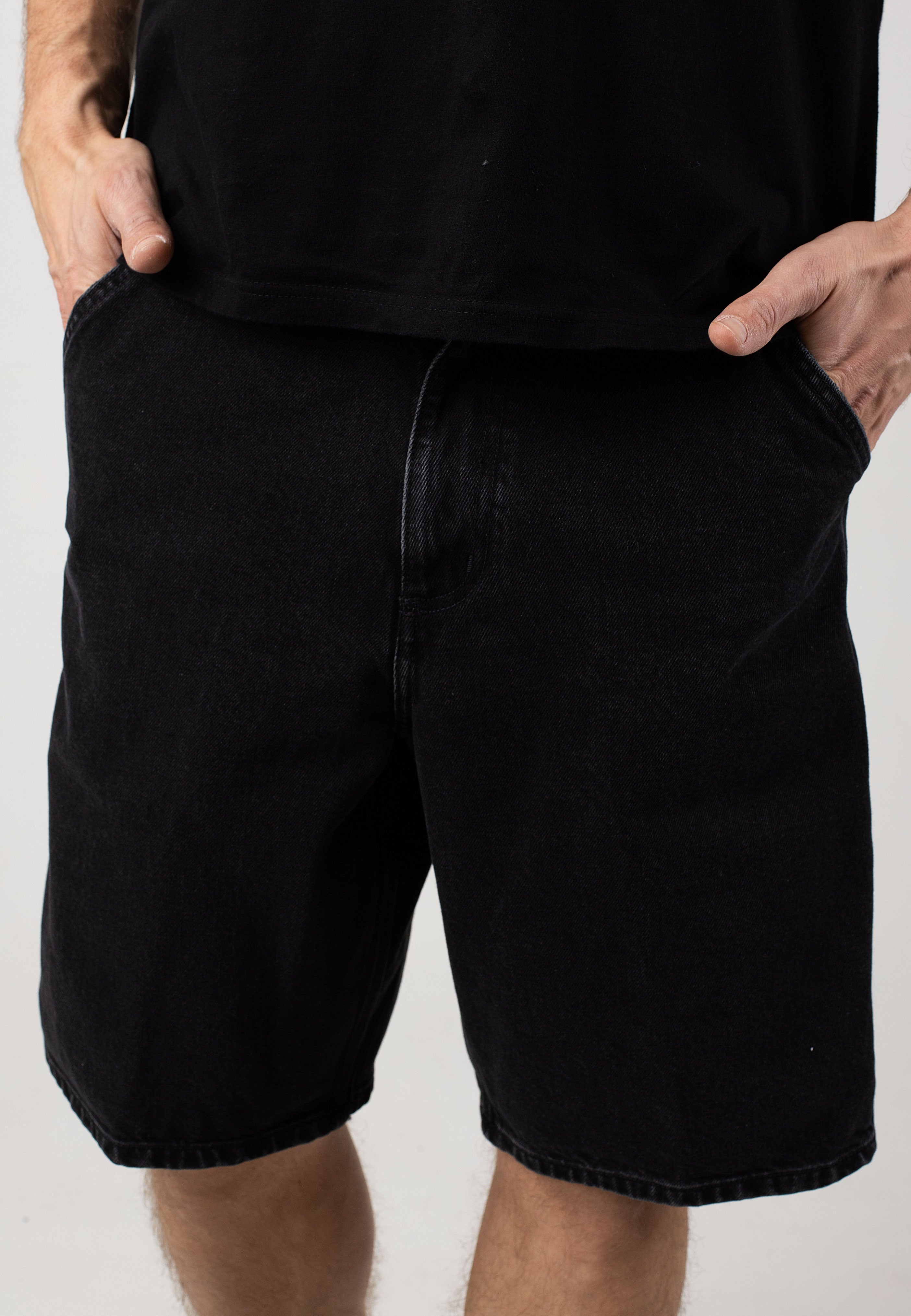 Carhartt WIP - Single Knee Stone Washed Black - Shorts | Men-Image