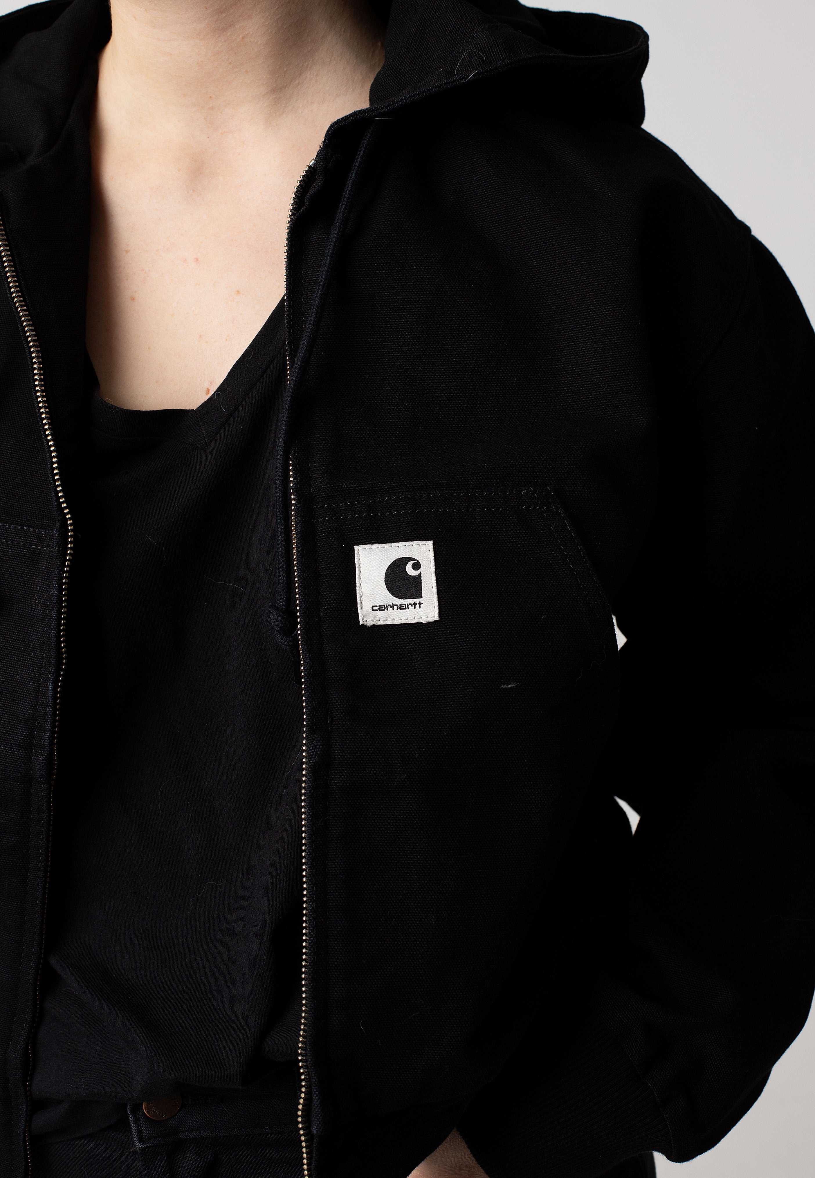 Carhartt WIP - W' Amherst Rinsed Black - Jacket | Women-Image