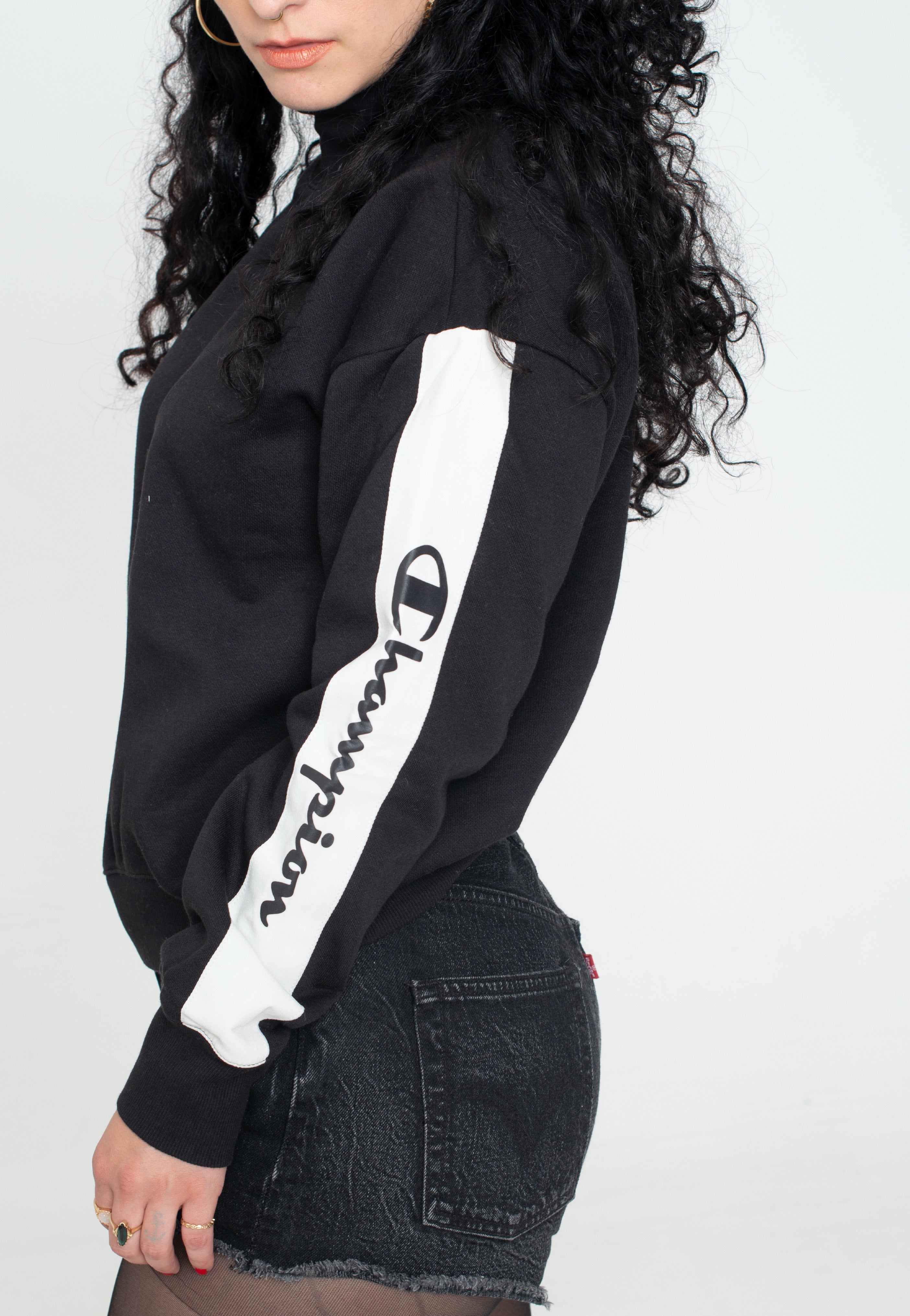 Champion - High Neck Black Beauty - Sweater | Women-Image