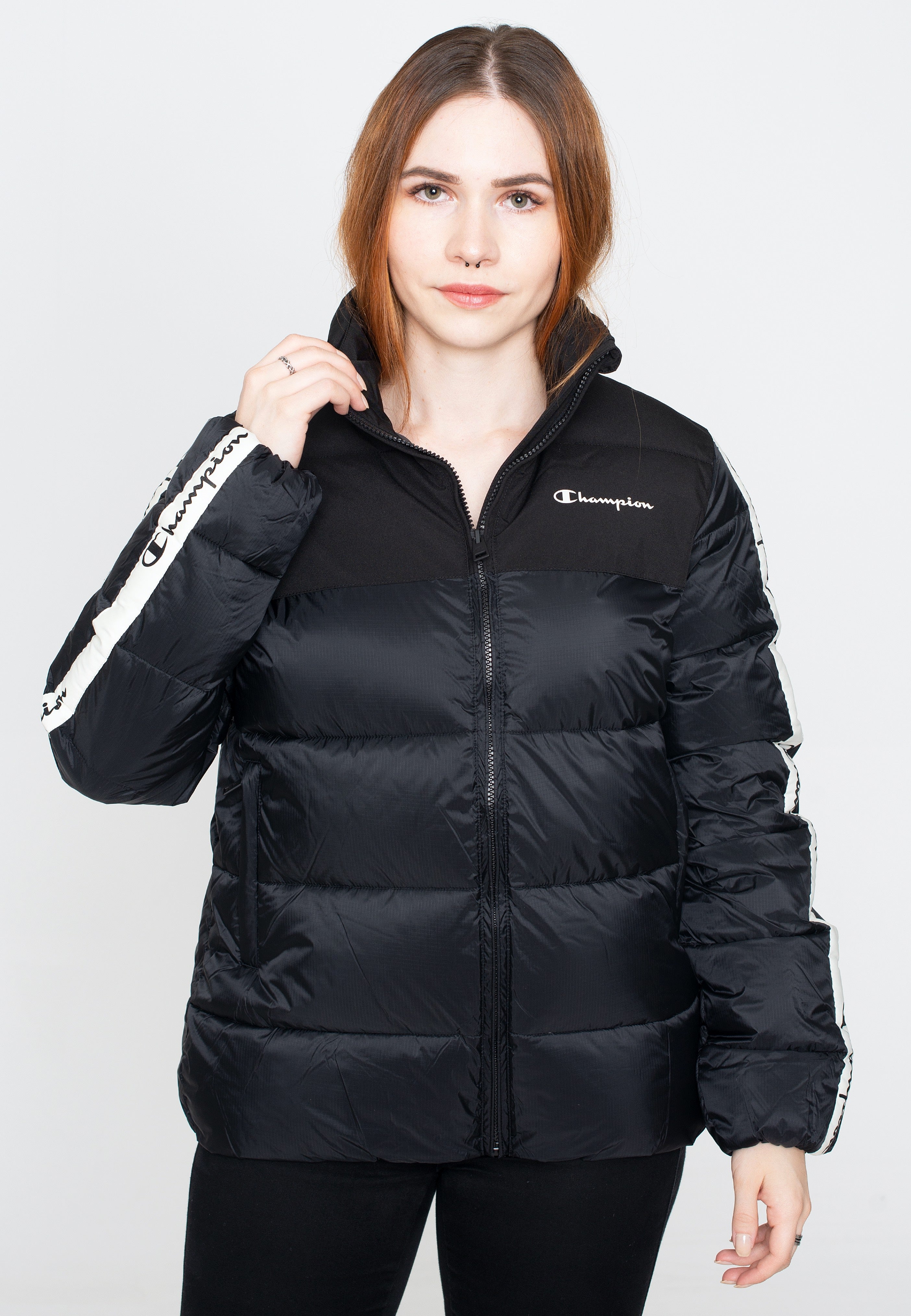 Champion - Polyfilled Black Beauty - Jacket | Women-Image