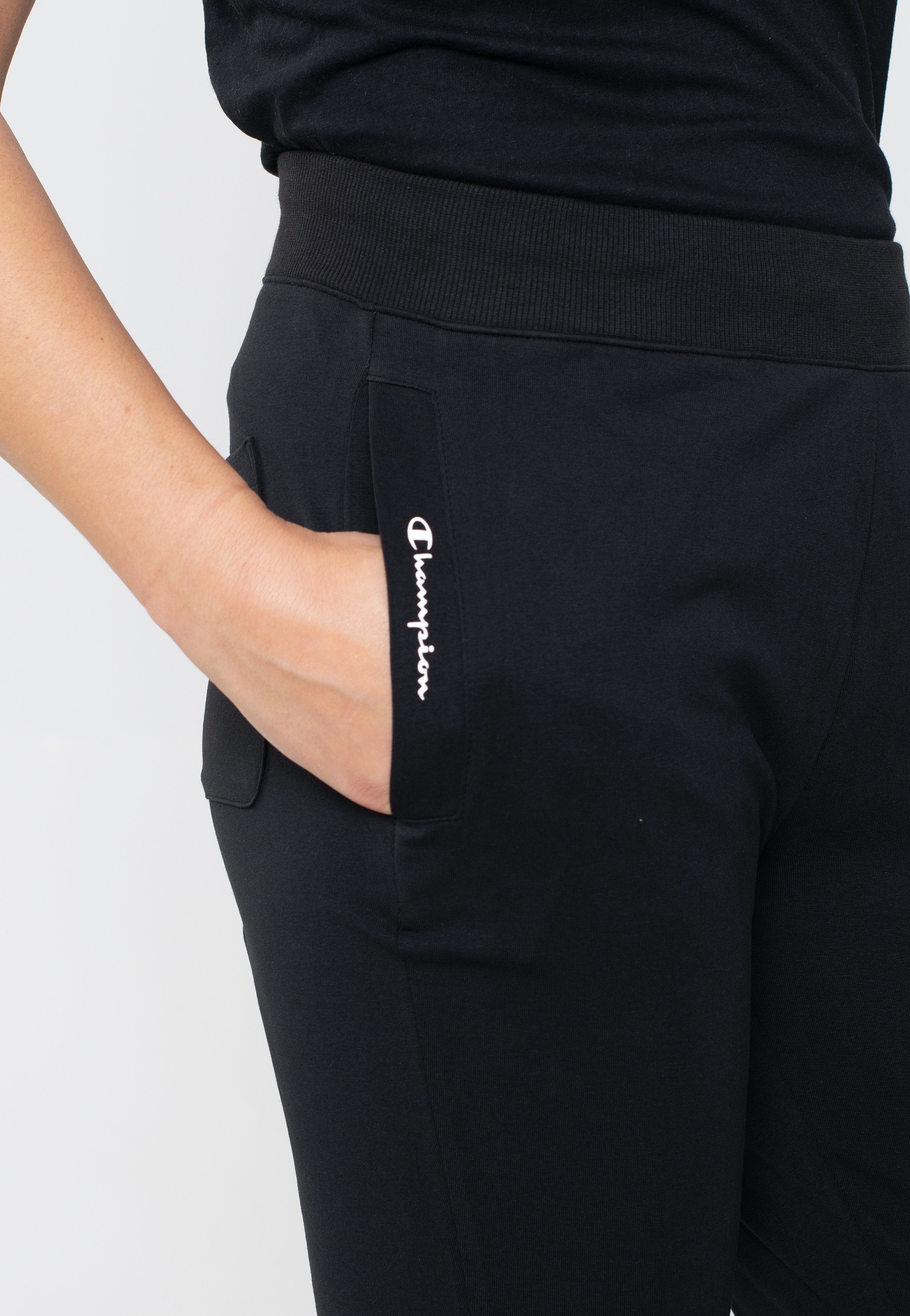 Champion - Rib Cuff Black Beauty - Sweat Pants | Women-Image