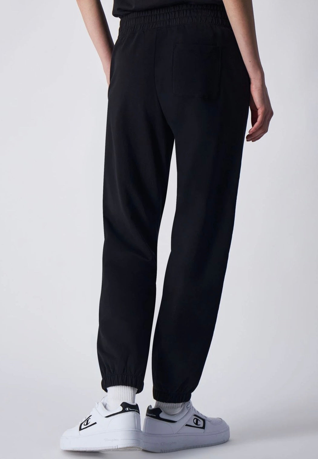 Champion - Elastic Cuff Black Beauty - Sweat Pants | Women-Image