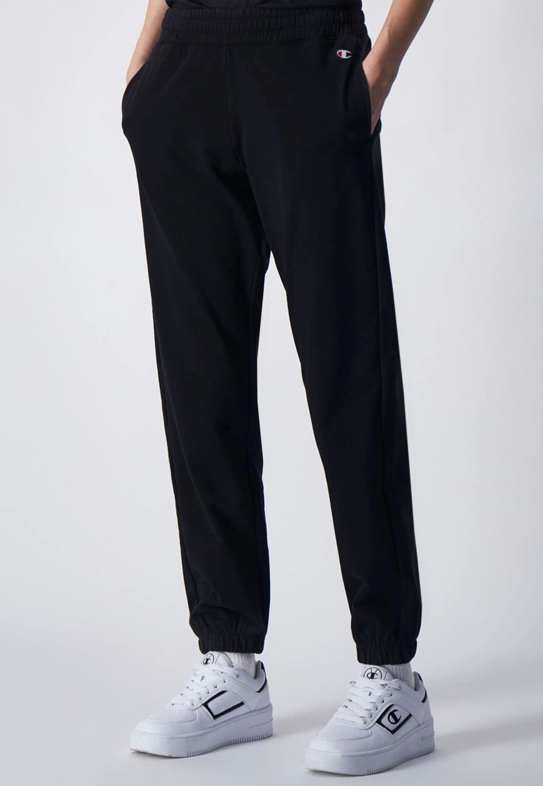 Champion - Elastic Cuff Black Beauty - Sweat Pants | Women-Image