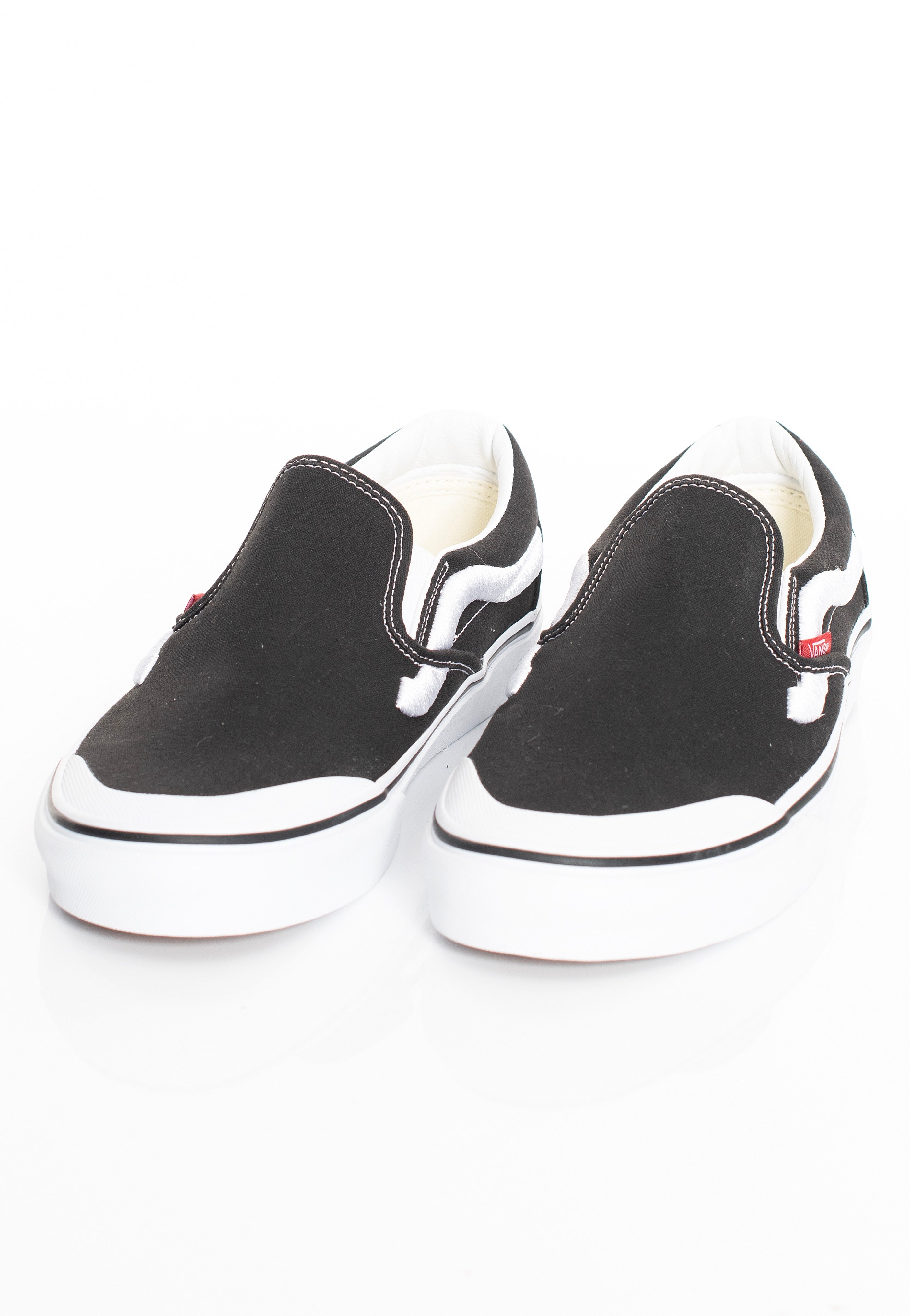 Vans - Classic Slip-On 138 Sidestripe Black/True White - Shoes | Men-Image