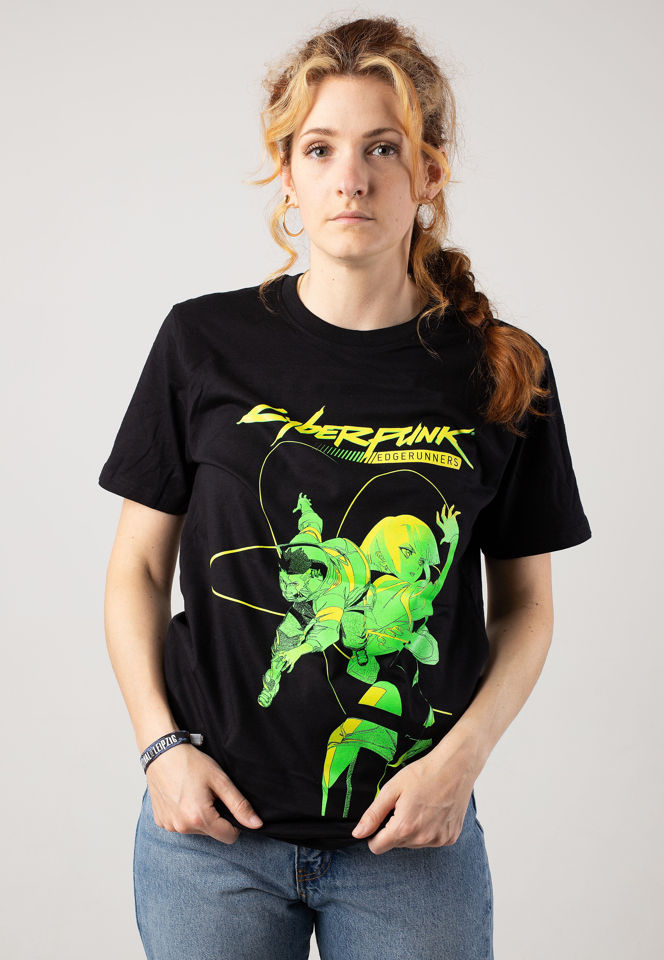 Cyberpunk: Edgerunners - David And Lucy Graphic - T-Shirt | Women-Image