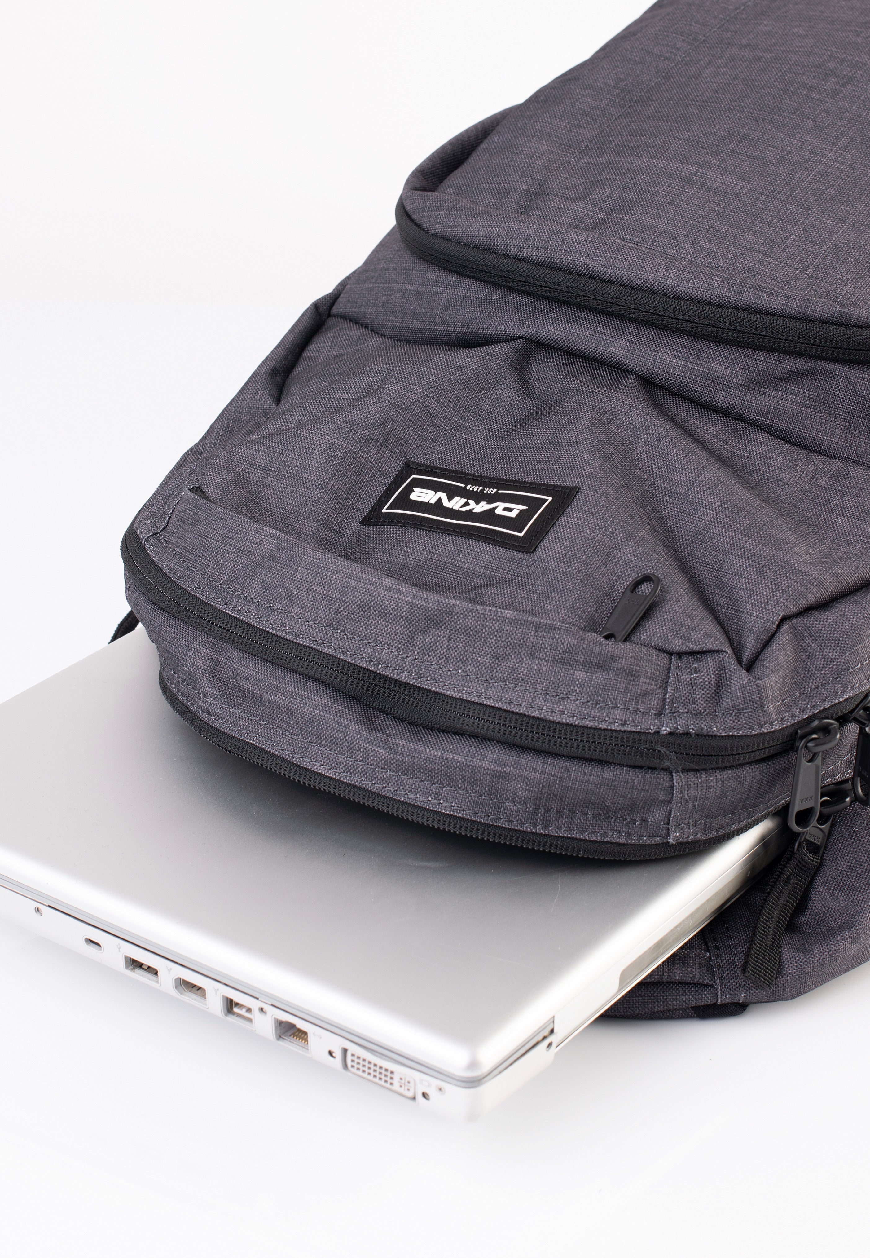 Dakine - Campus Large Carbon - Backpack | Neutral-Image