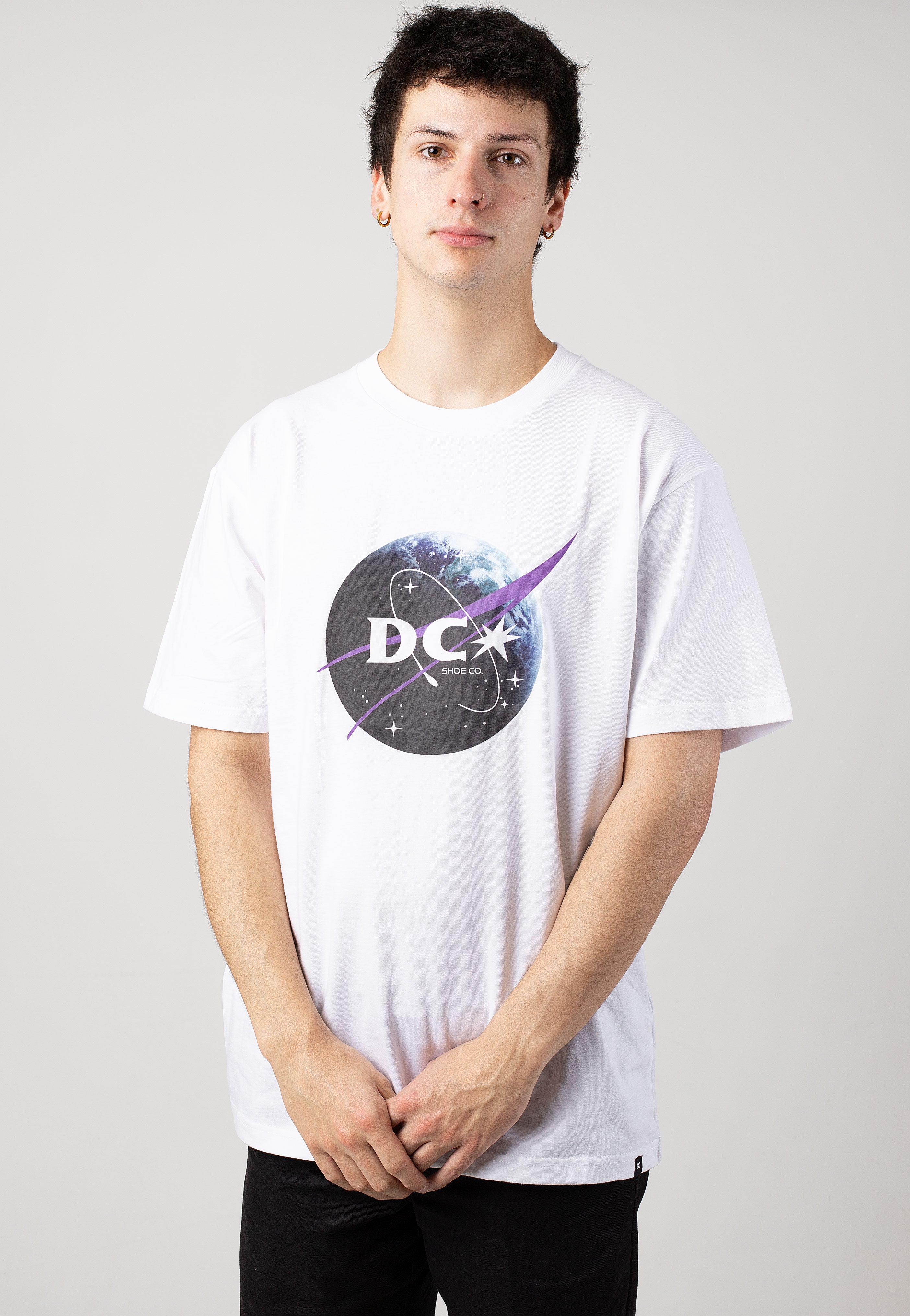 DC - Ish White - T-Shirt | Men-Image