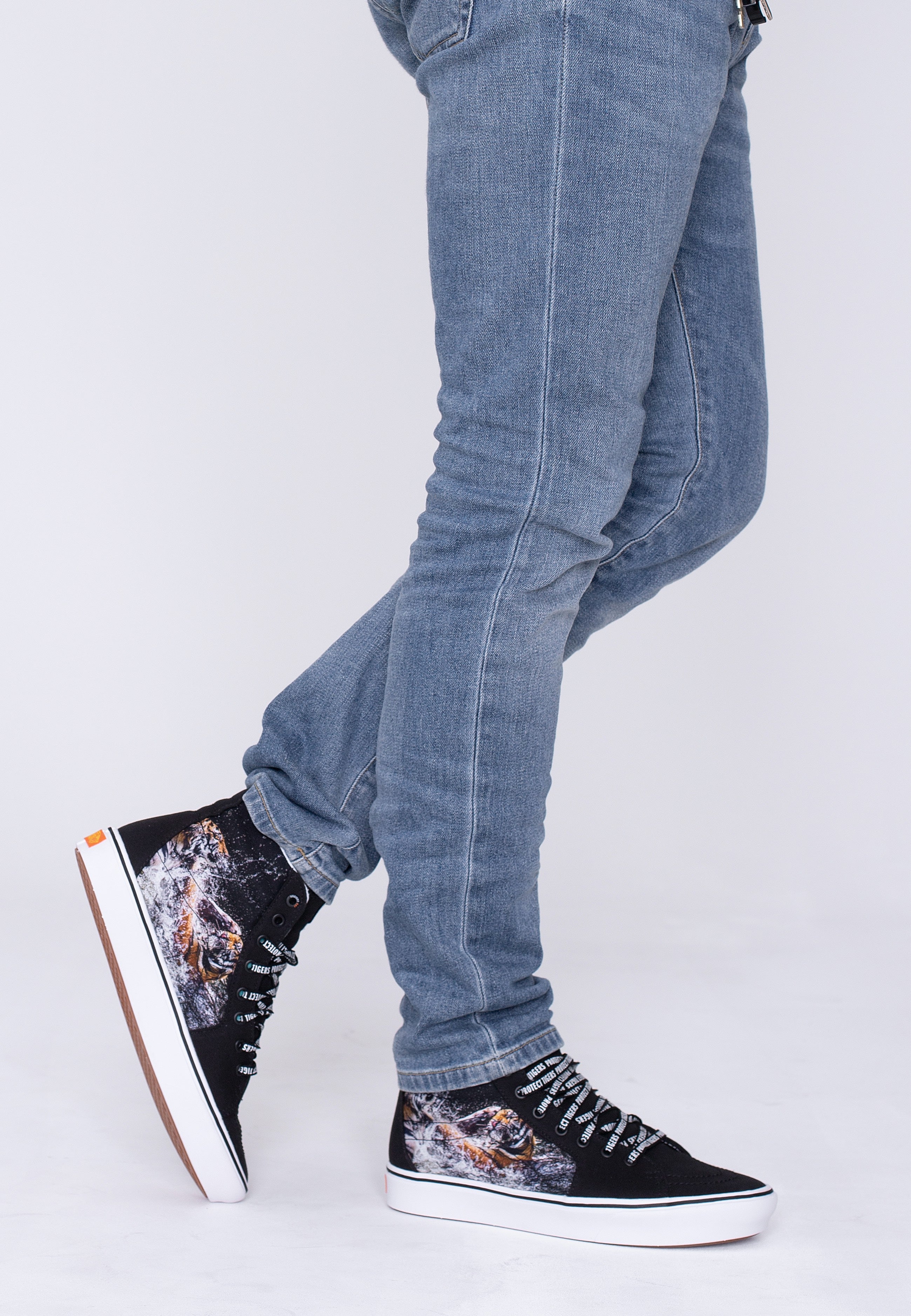 Vans - ComfyCush SK8 Hi Discovery Projectcat/Playing Tigers - Shoes | Men-Image