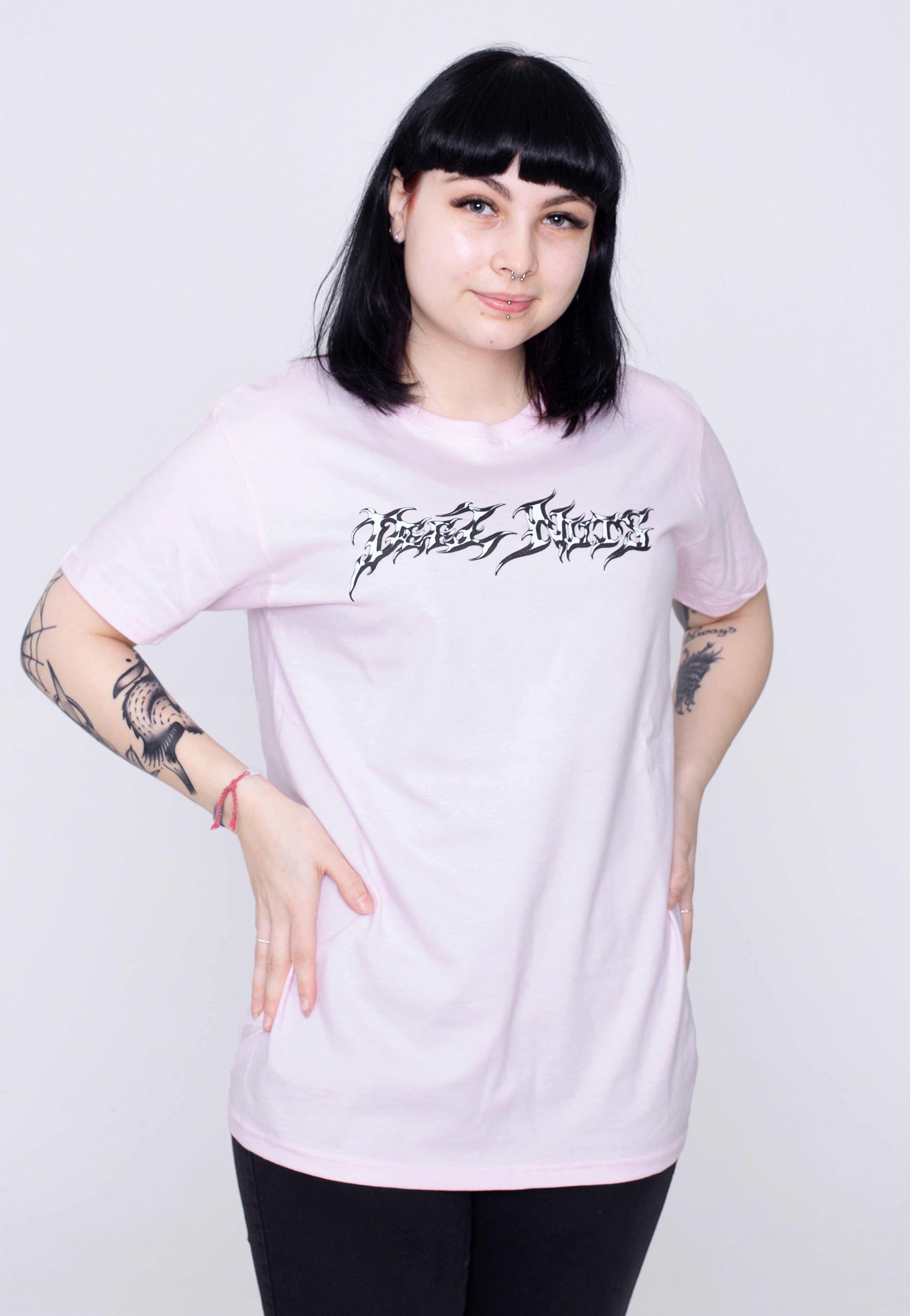 Deez Nuts - Chrome Logo Light Pink Eco - T-Shirt | Women-Image