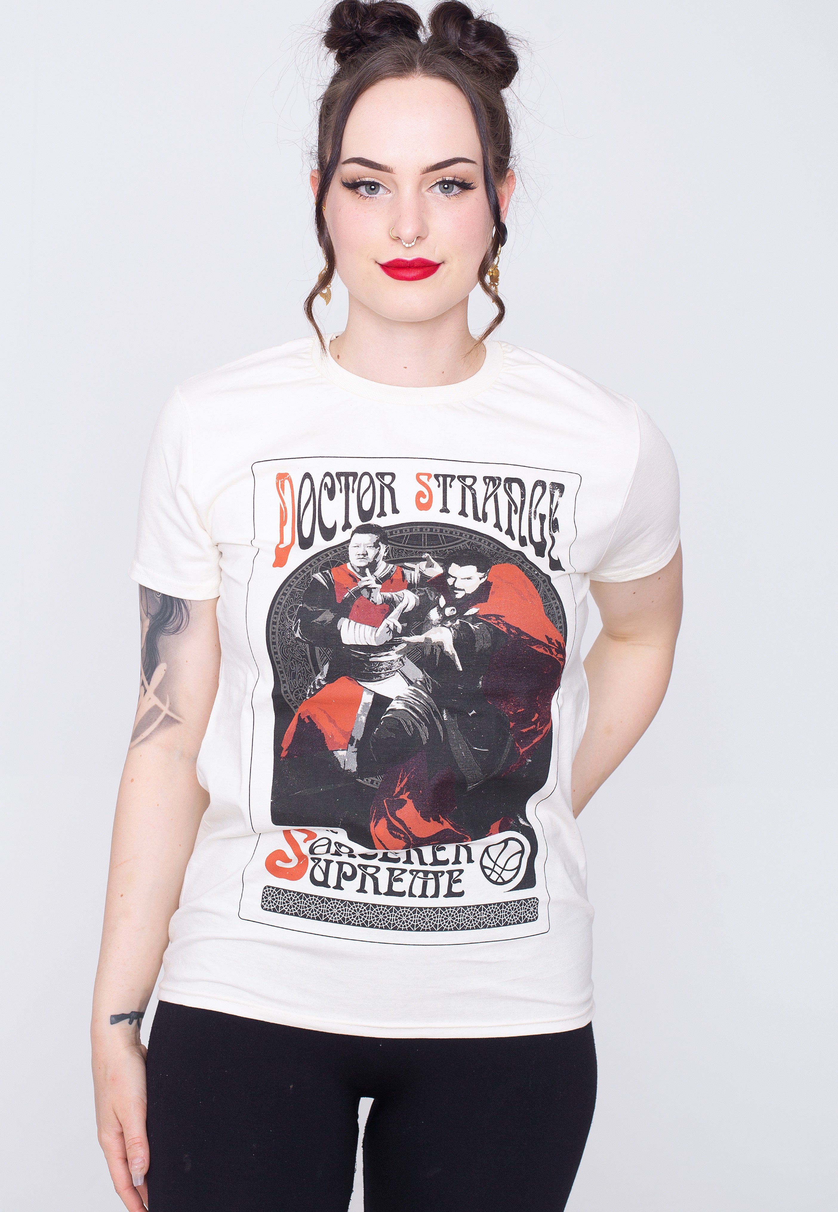 Doctor Strange - Multiverse Of Madness: Partners Sand - T-Shirt | Women-Image