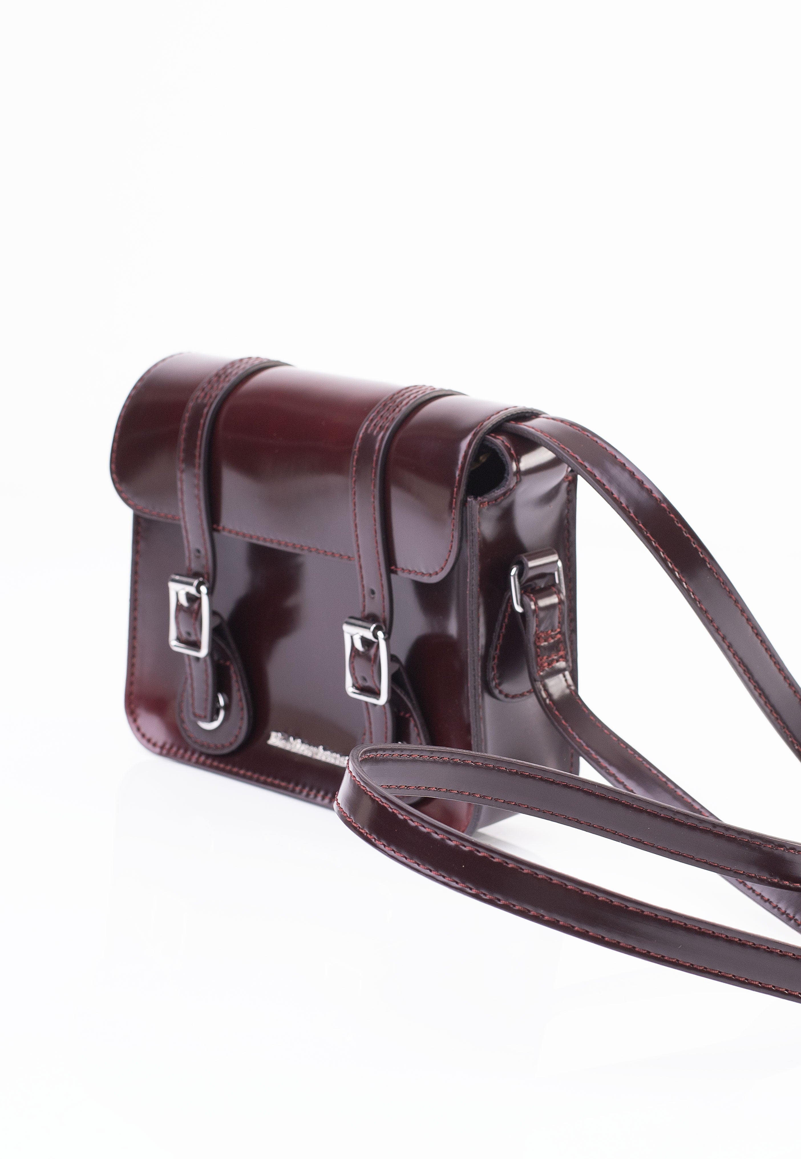 Dr. Martens - 7'' Satchel Cherry Red Oxford Rub Off - Bag | Neutral-Image