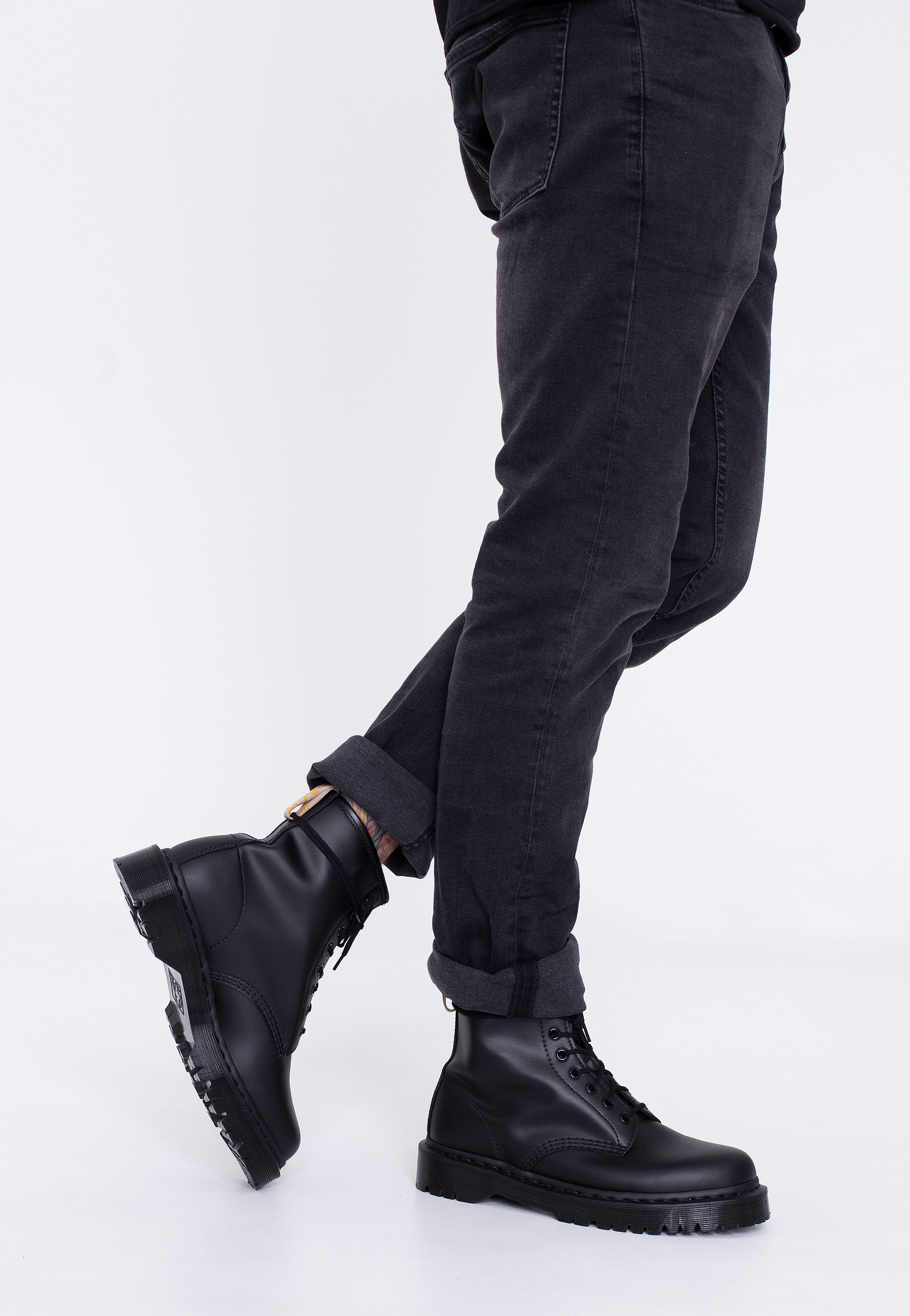 Dr. Martens - Vegan 1460 Bex Mono Black Felix Rub Off - Shoes | Men-Image