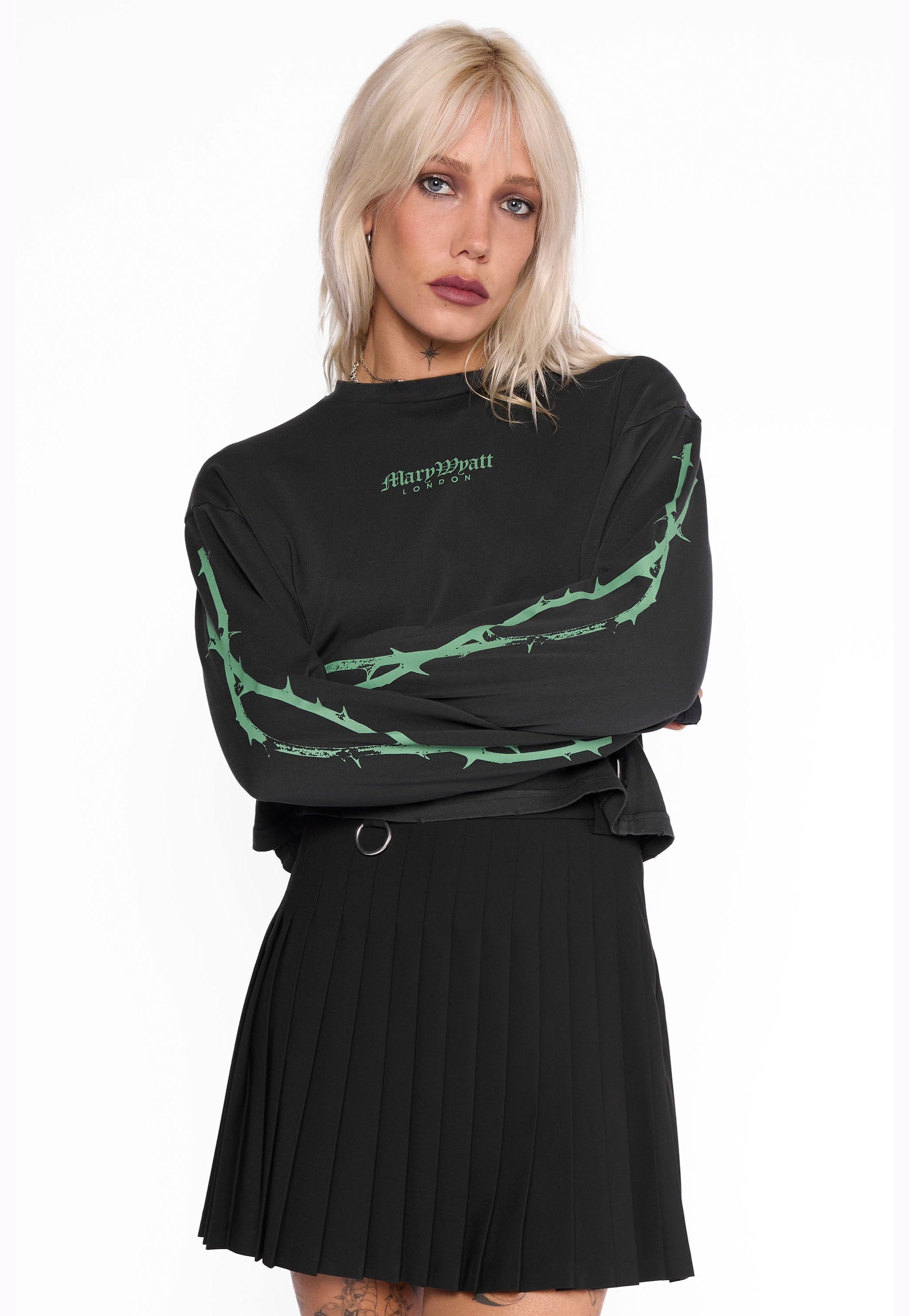 Mary Wyatt - Druidess Vintage Black - Longsleeve | Women-Image