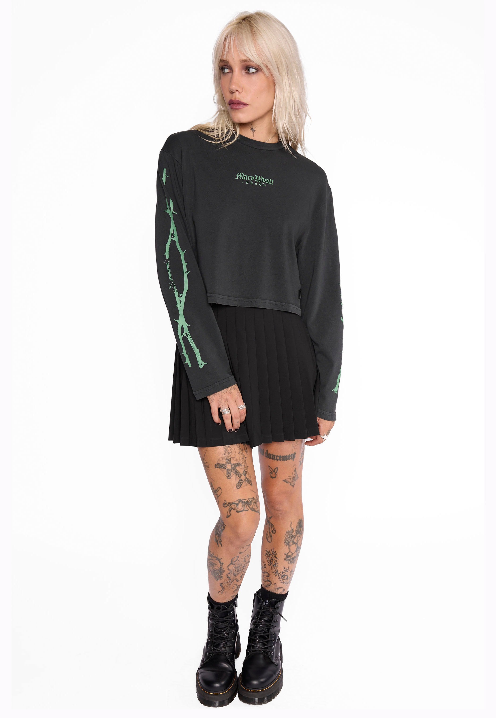 Mary Wyatt - Druidess Vintage Black - Longsleeve | Women-Image