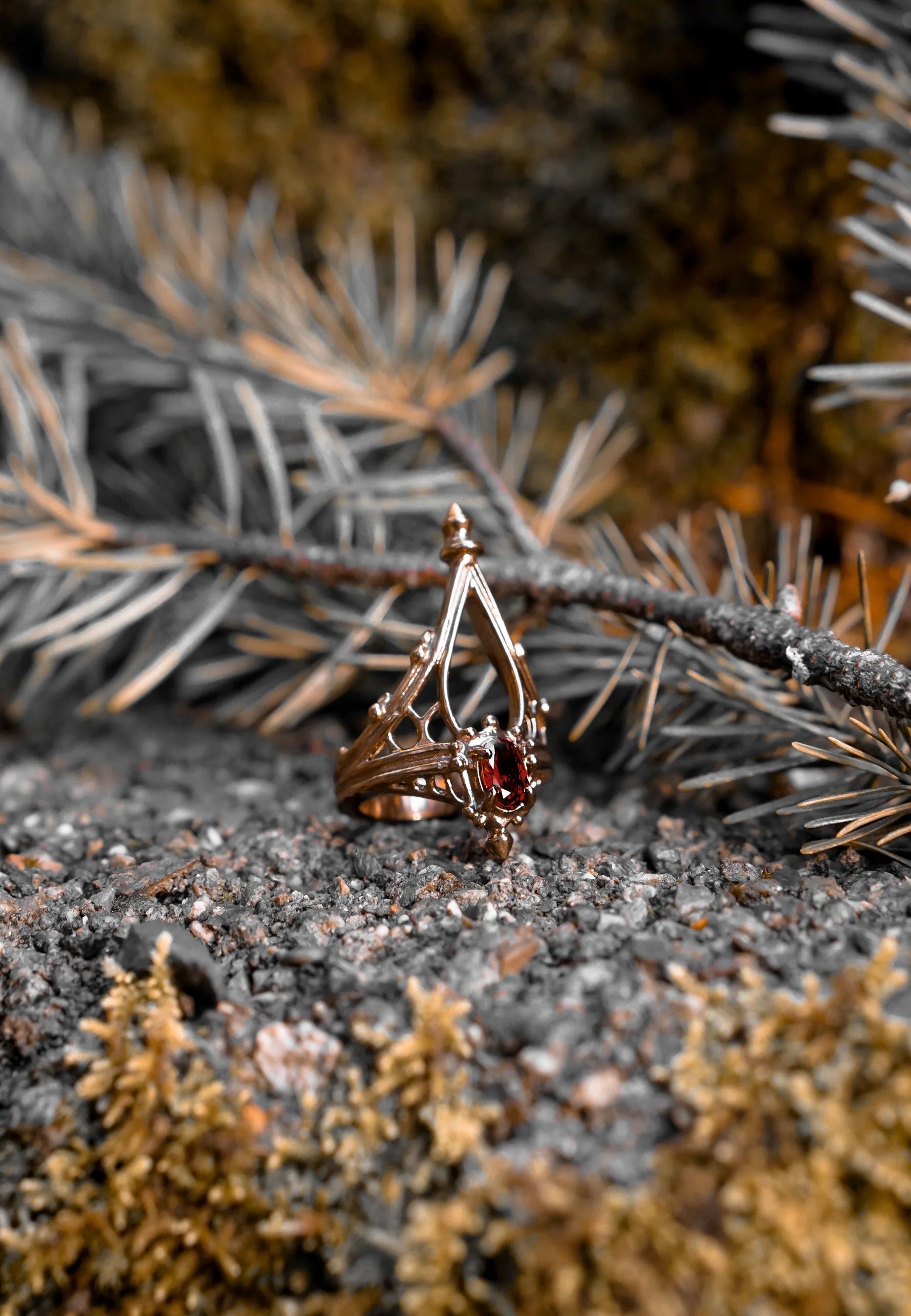 Lively Ghosts - Cathedral Solace - Ring | Neutral-Image