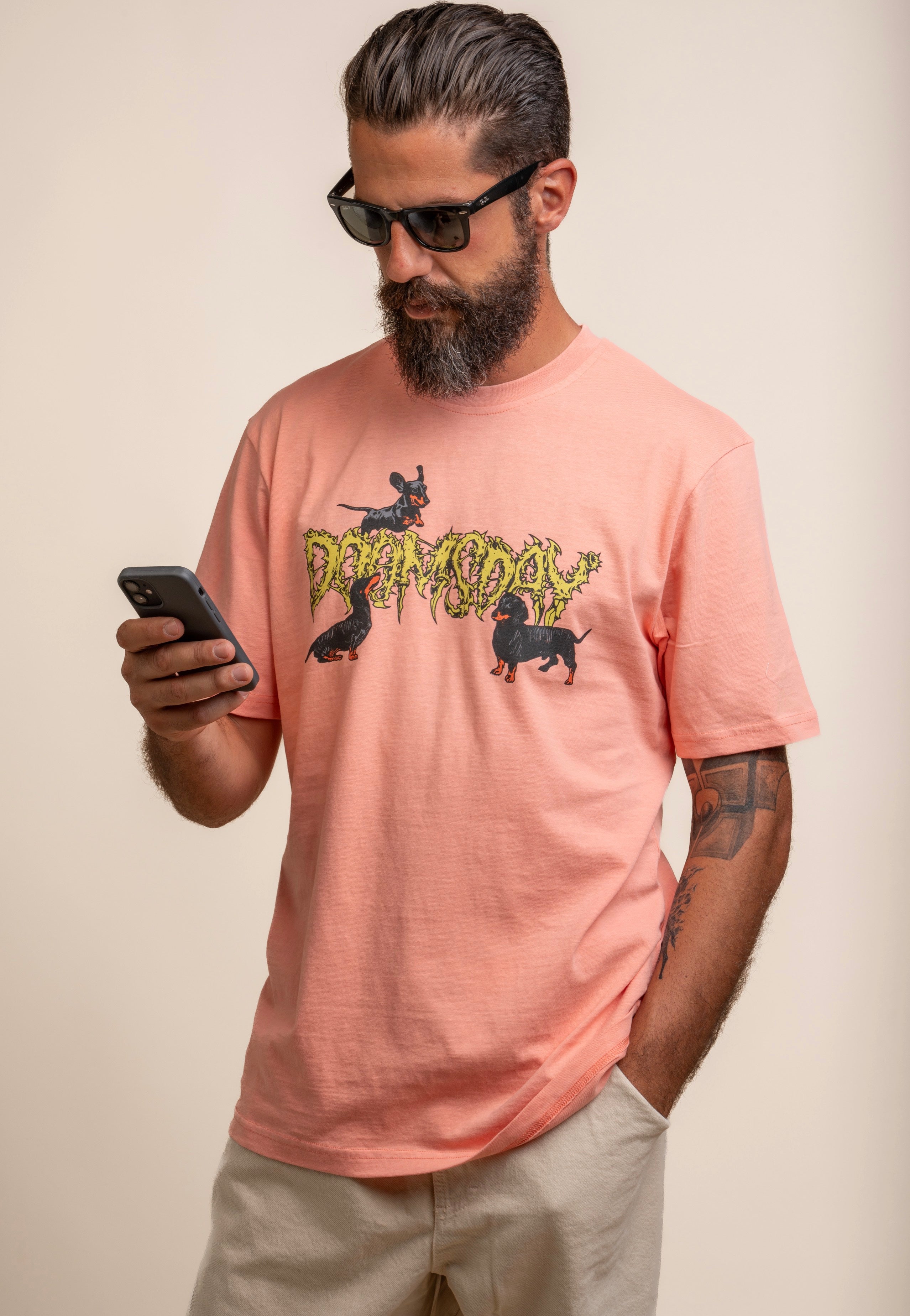 Doomsday Society - Metal Cuties Pink - T-Shirt | Men-Image