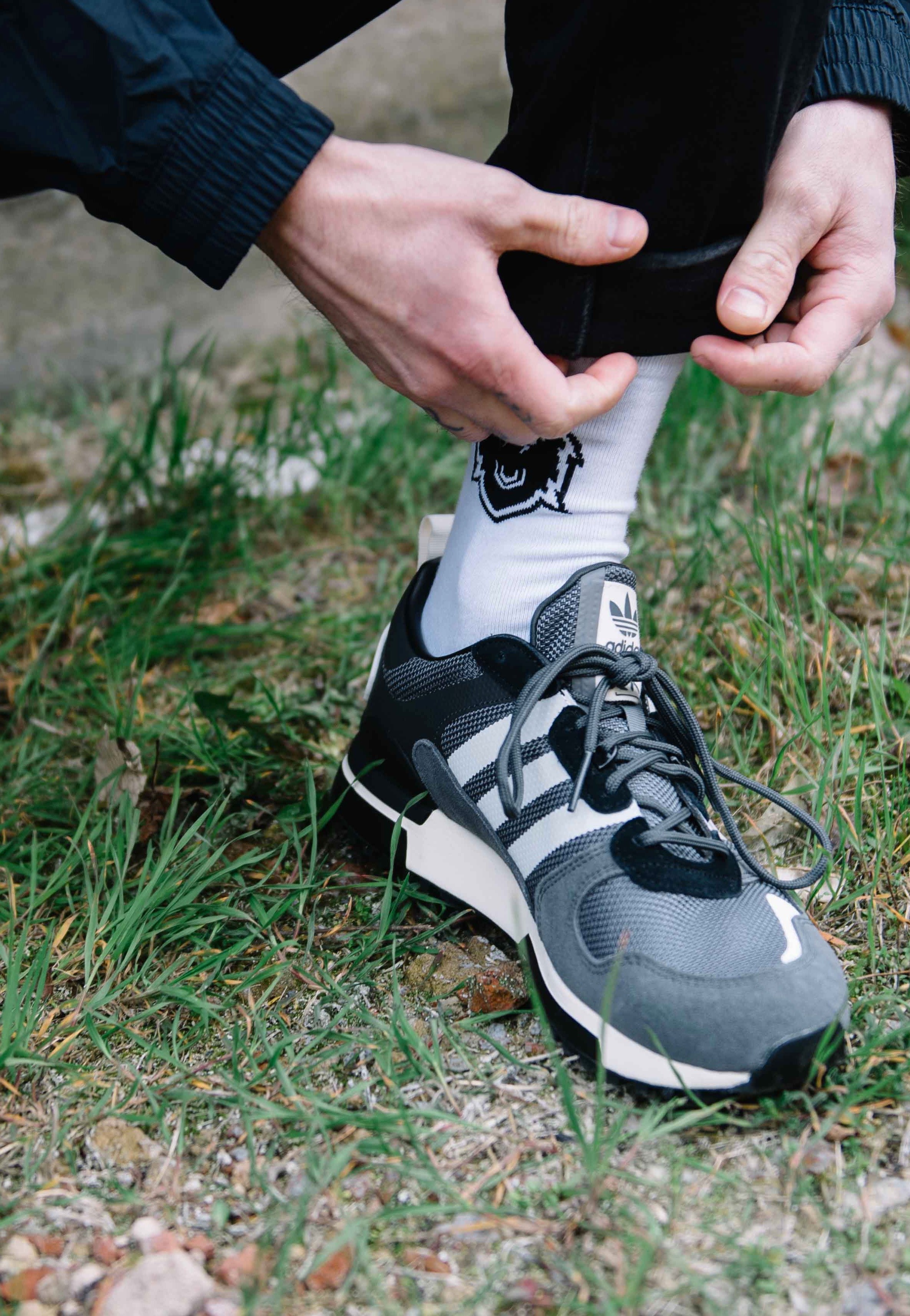 Adidas - ZX 700 HD Grey Six/Off White/Grey Four - Shoes | Men-Image