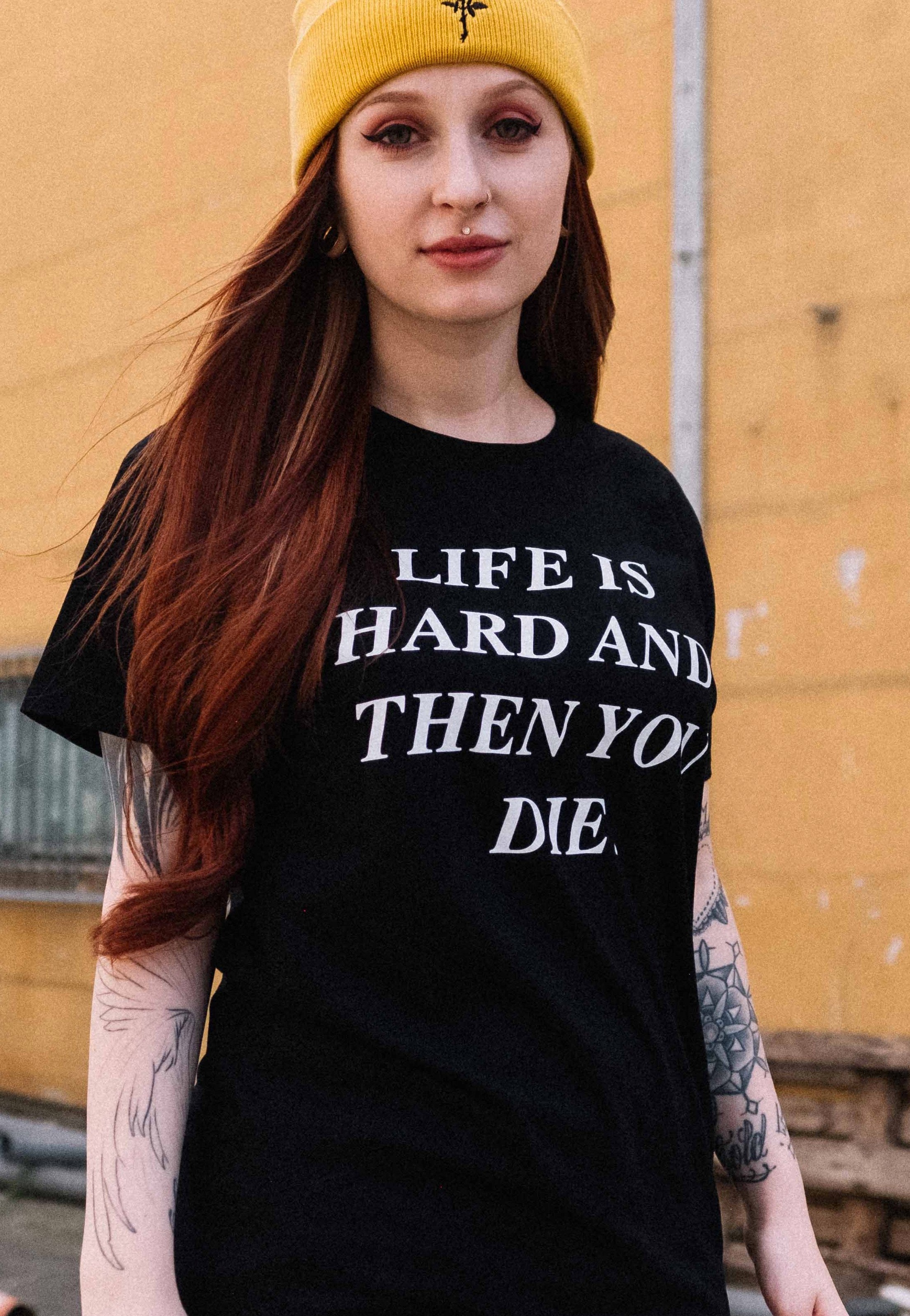 Fuchsteufelswild - Life Is Hard - T-Shirt | Women-Image