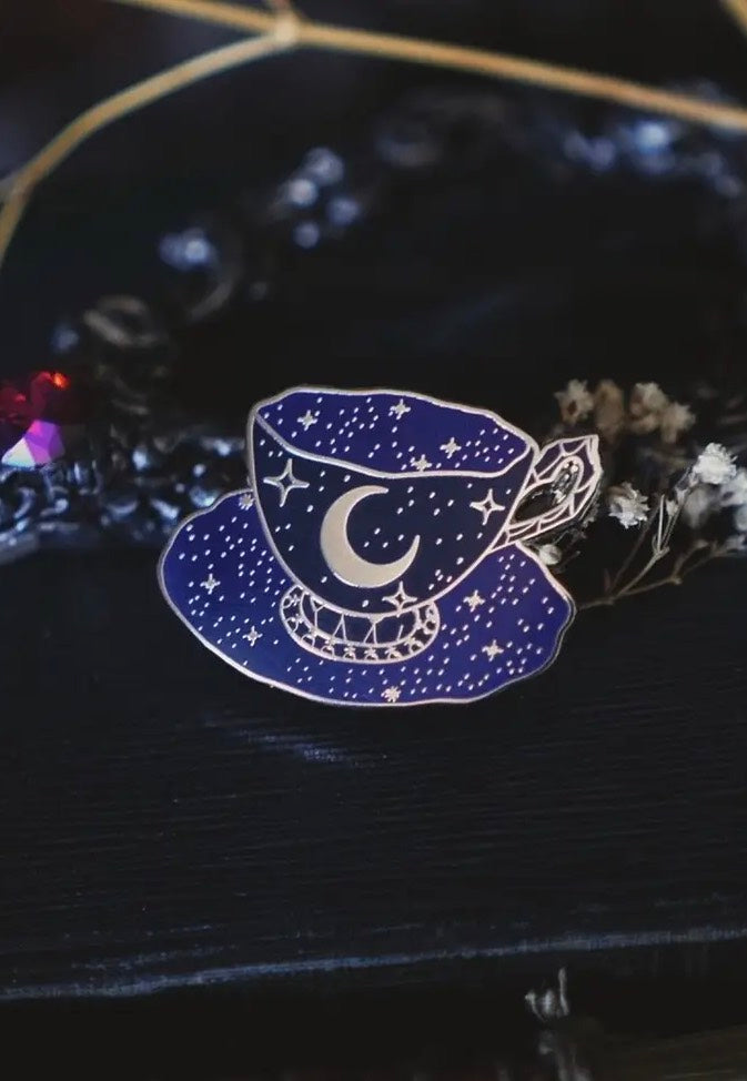 Lively Ghosts - Cup of Stars Purple - Pin | Neutral-Image