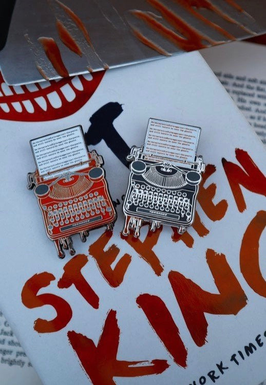 Lively Ghosts - Stephen King Lovers Black - Pin | Neutral-Image