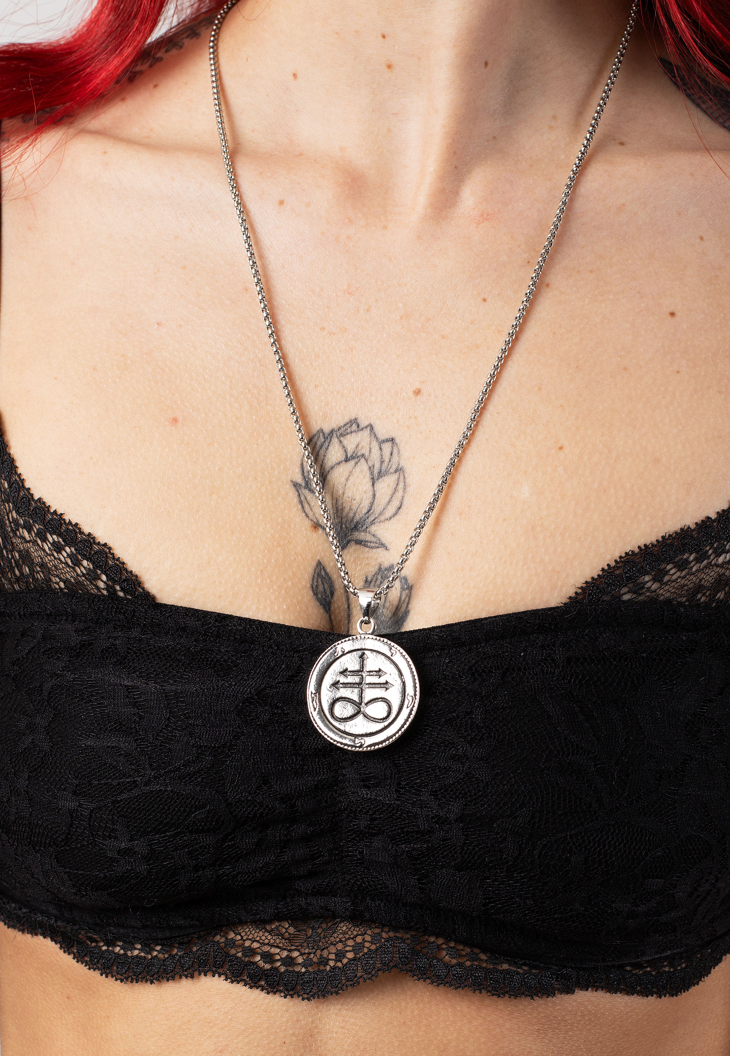 Easure - Baphomet Round - Necklace | Neutral-Image