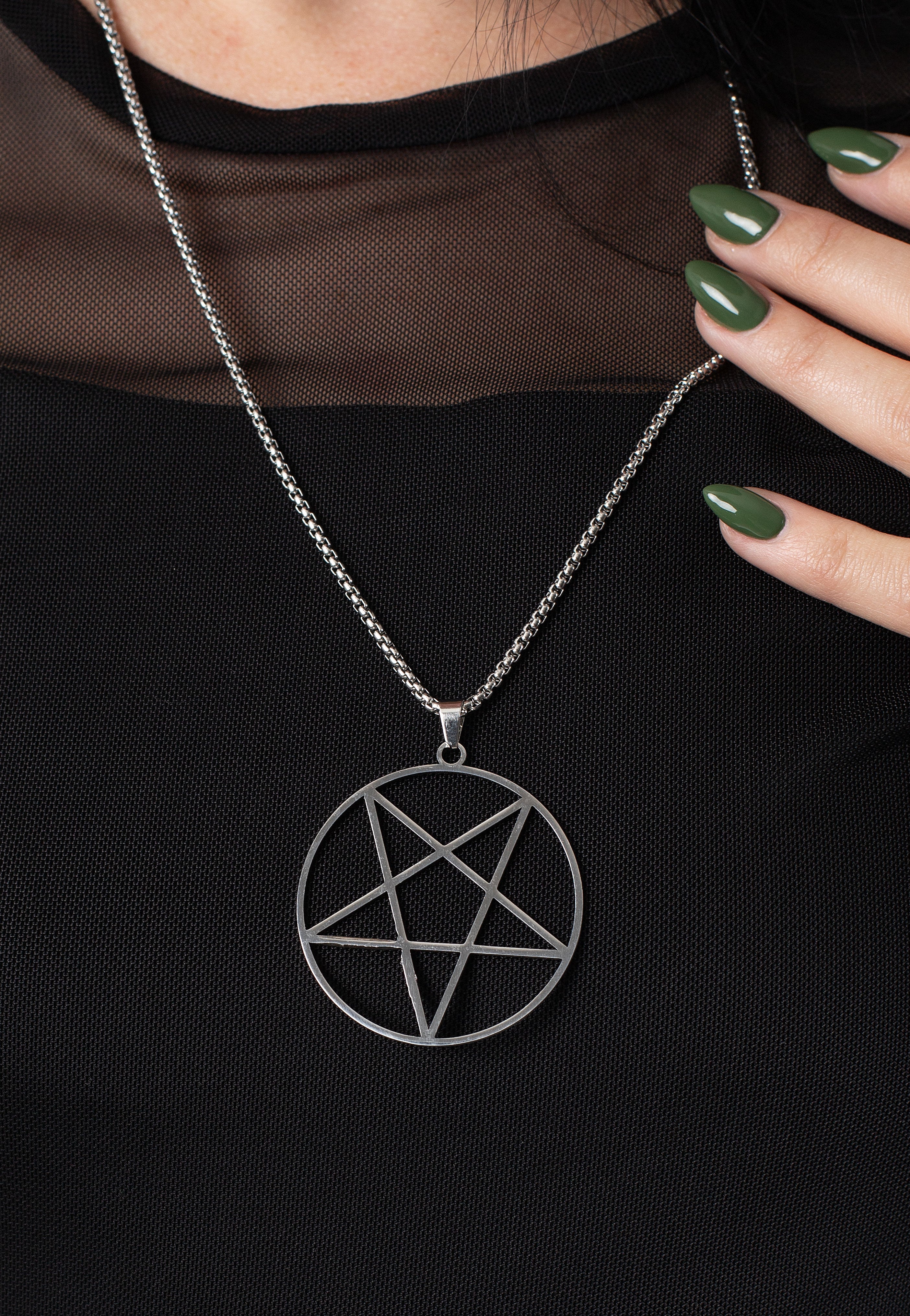 Easure - Classic Pentagram Silver - Necklace | Neutral-Image