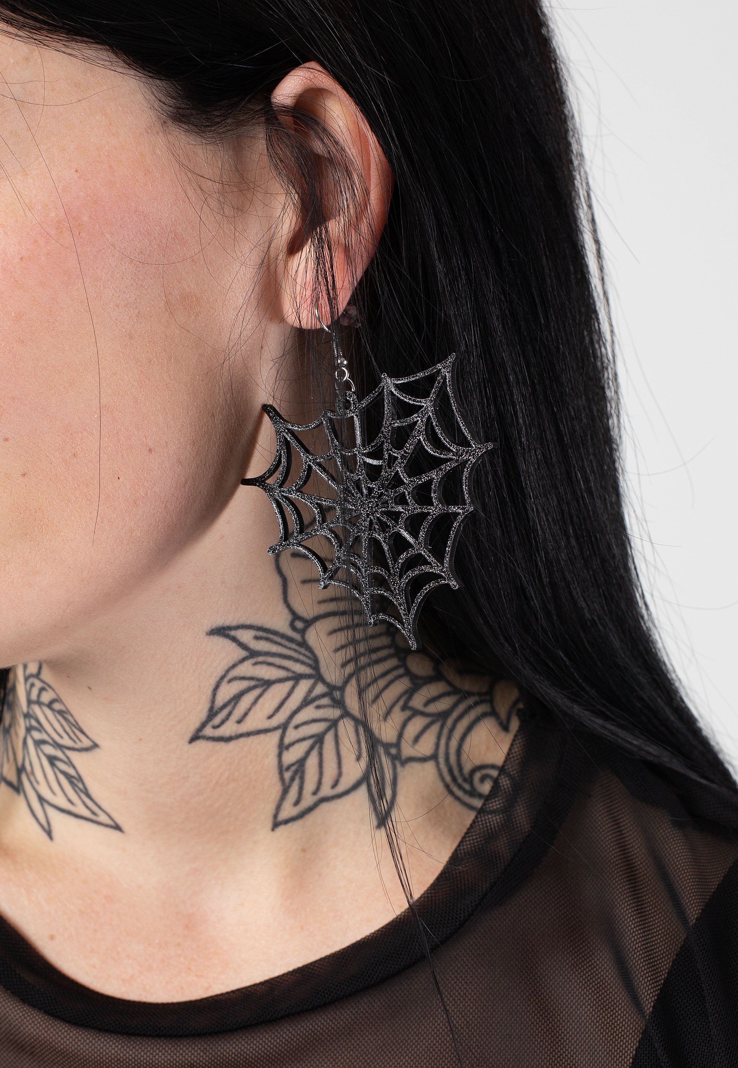 Easure - Glitter Web Black - Earrings | Neutral-Image