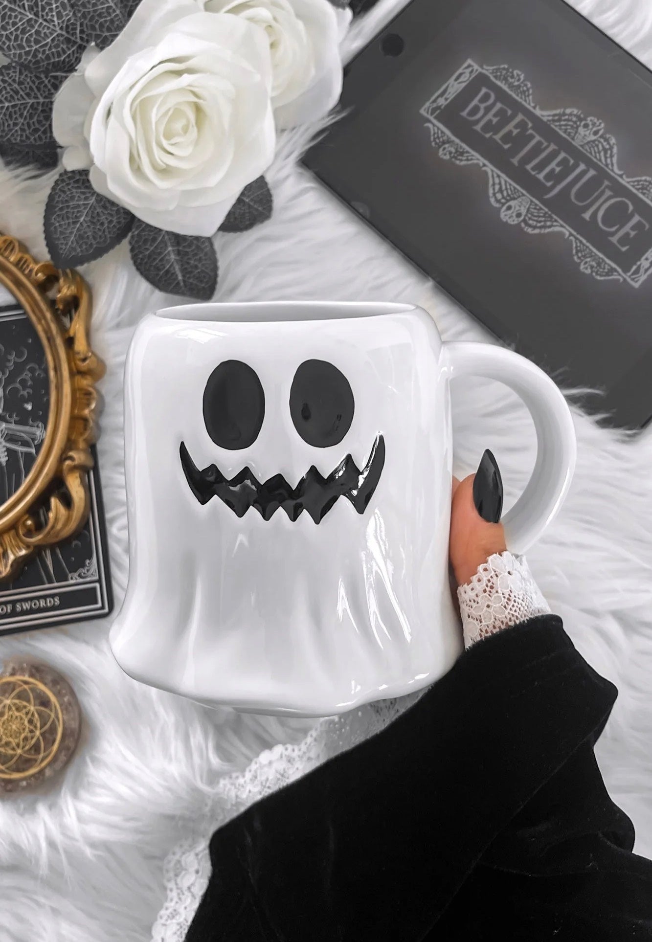 Killstar - EEK White - Mug | Neutral-Image