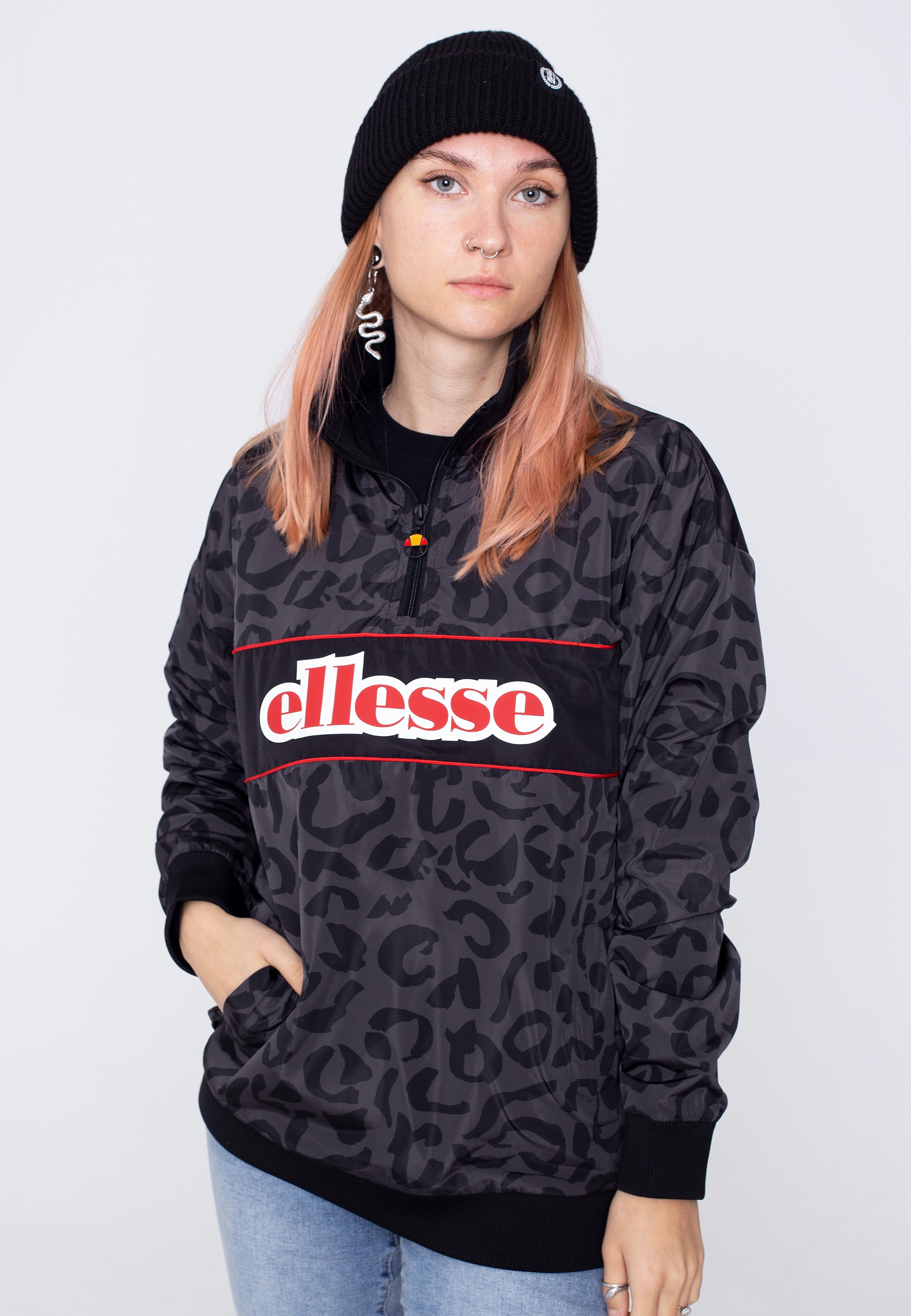 Ellesse - Angle Track Black - Pullover | Women-Image