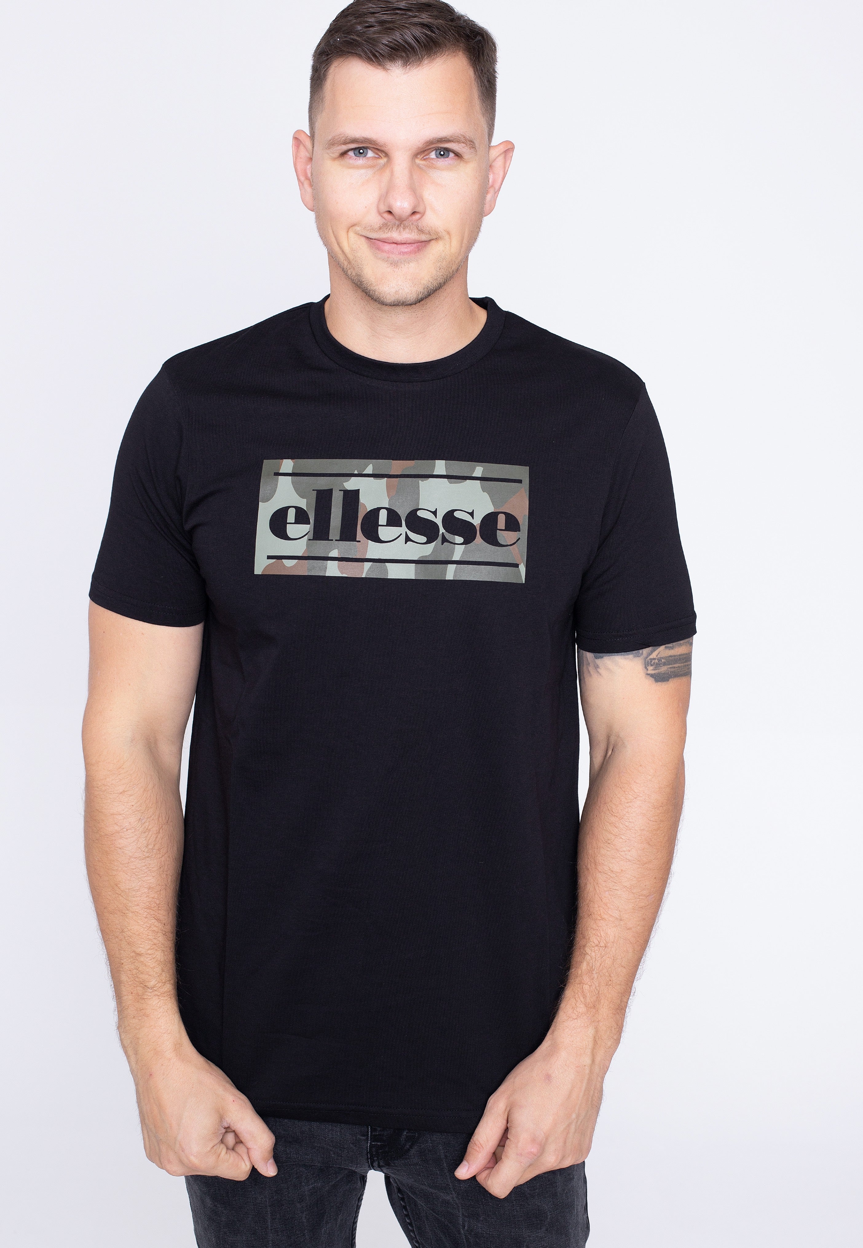 Ellesse - Avel Black - T-Shirt | Men-Image