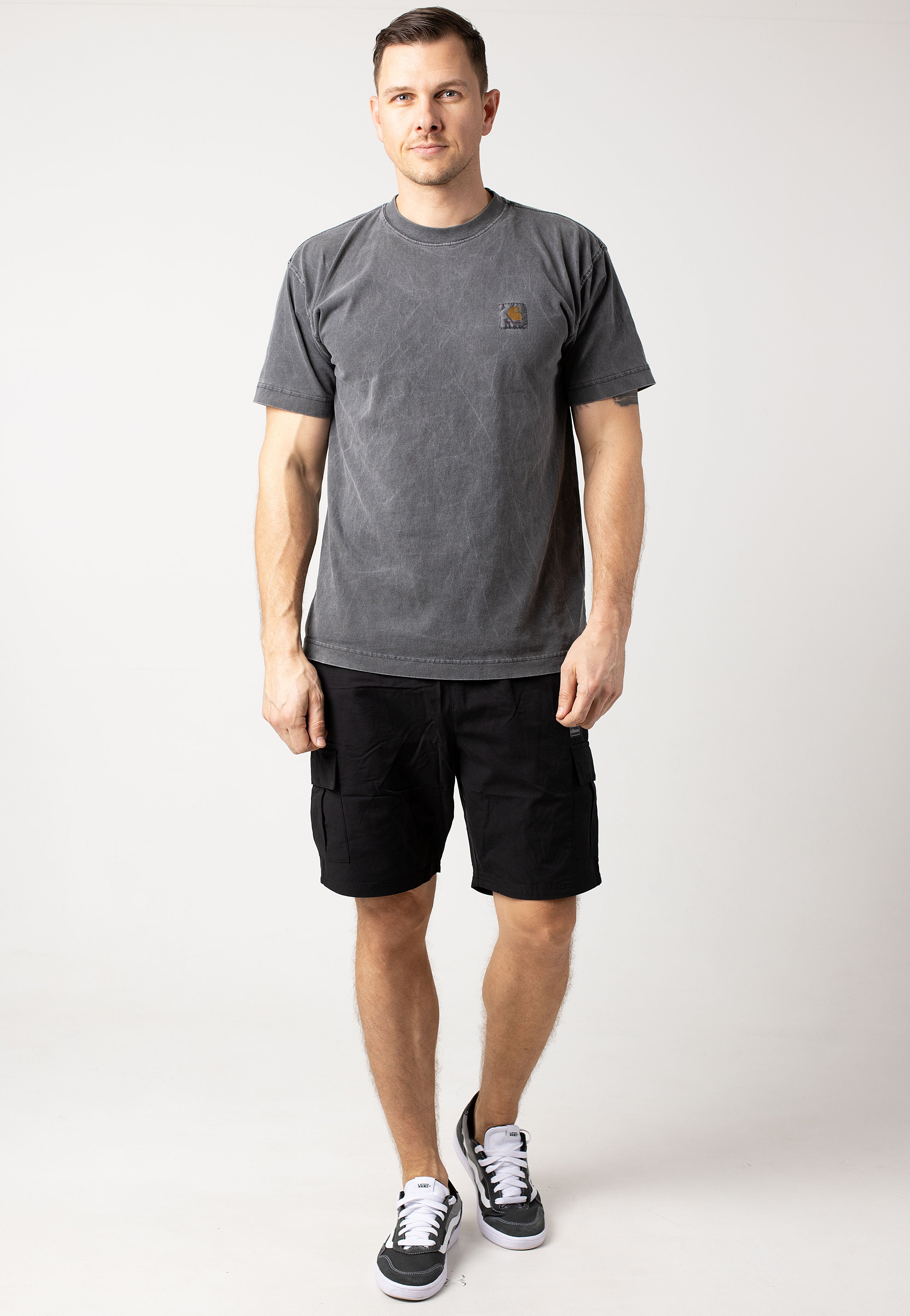 Ellesse - Caprera Cargo Black - Shorts | Men-Image