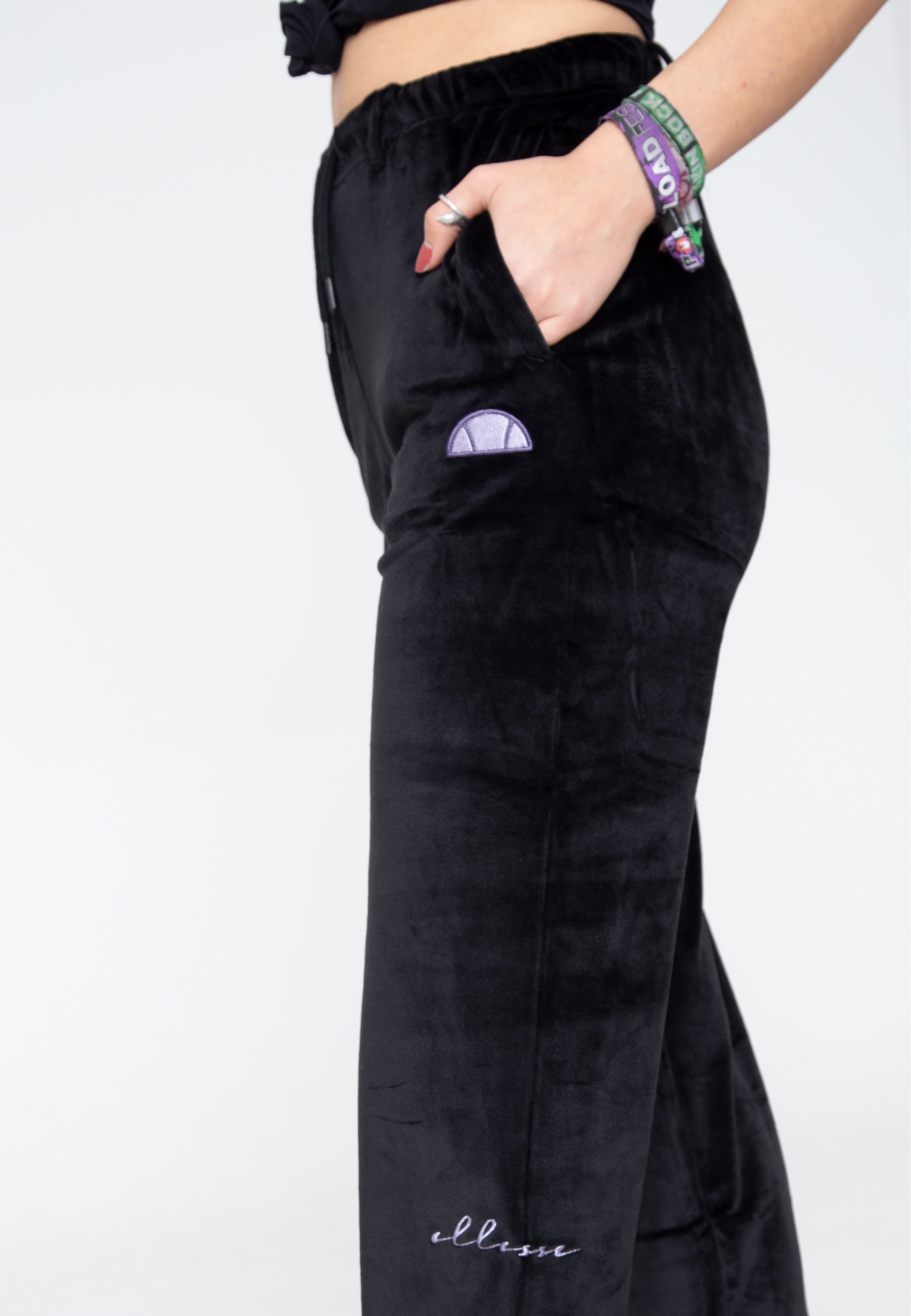 Ellesse - Diza Track Washed Black - Sweat Pants | Women-Image