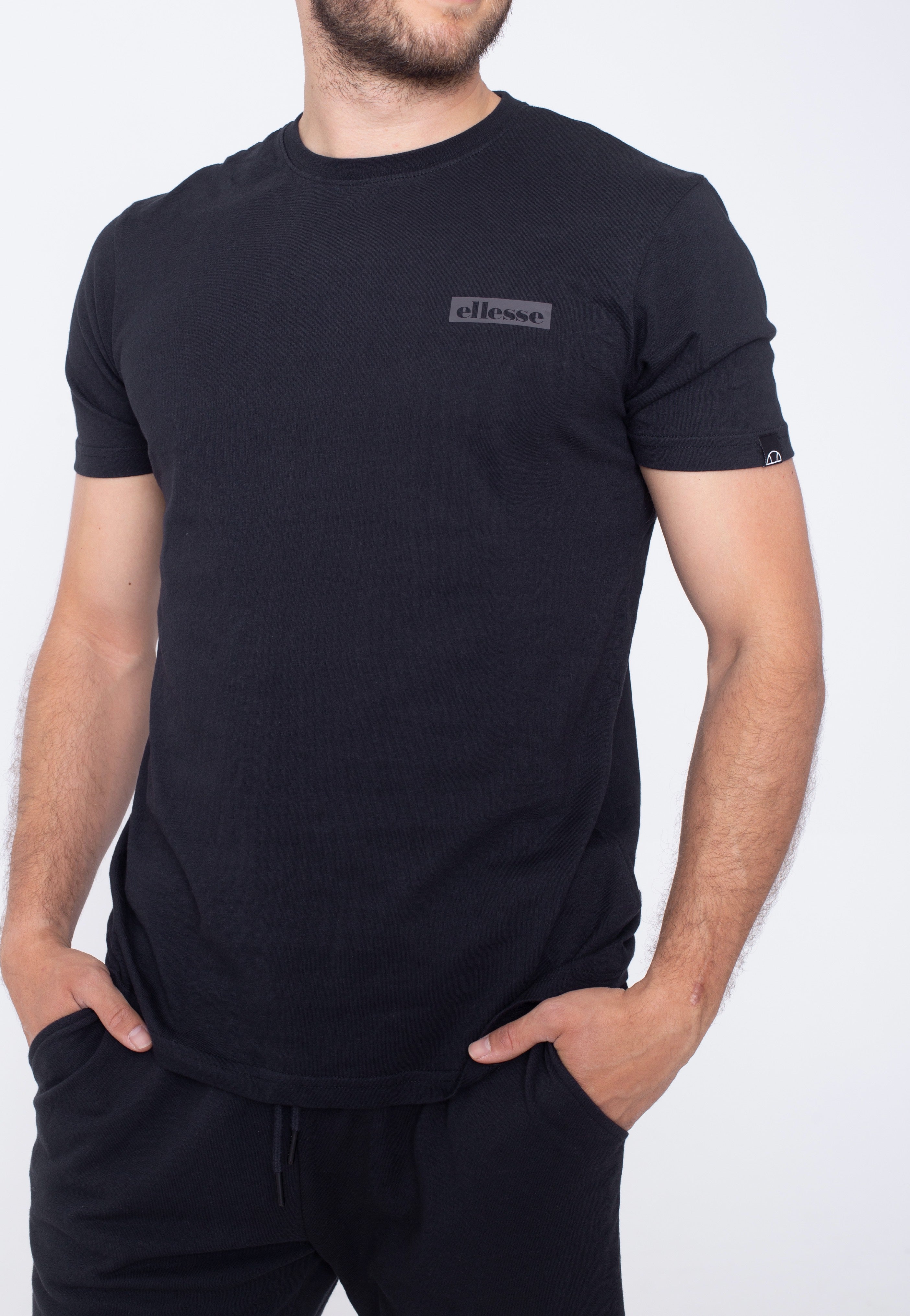 Ellesse - Oulan Set Washed Black - T-Shirt + Shorts | Men-Image