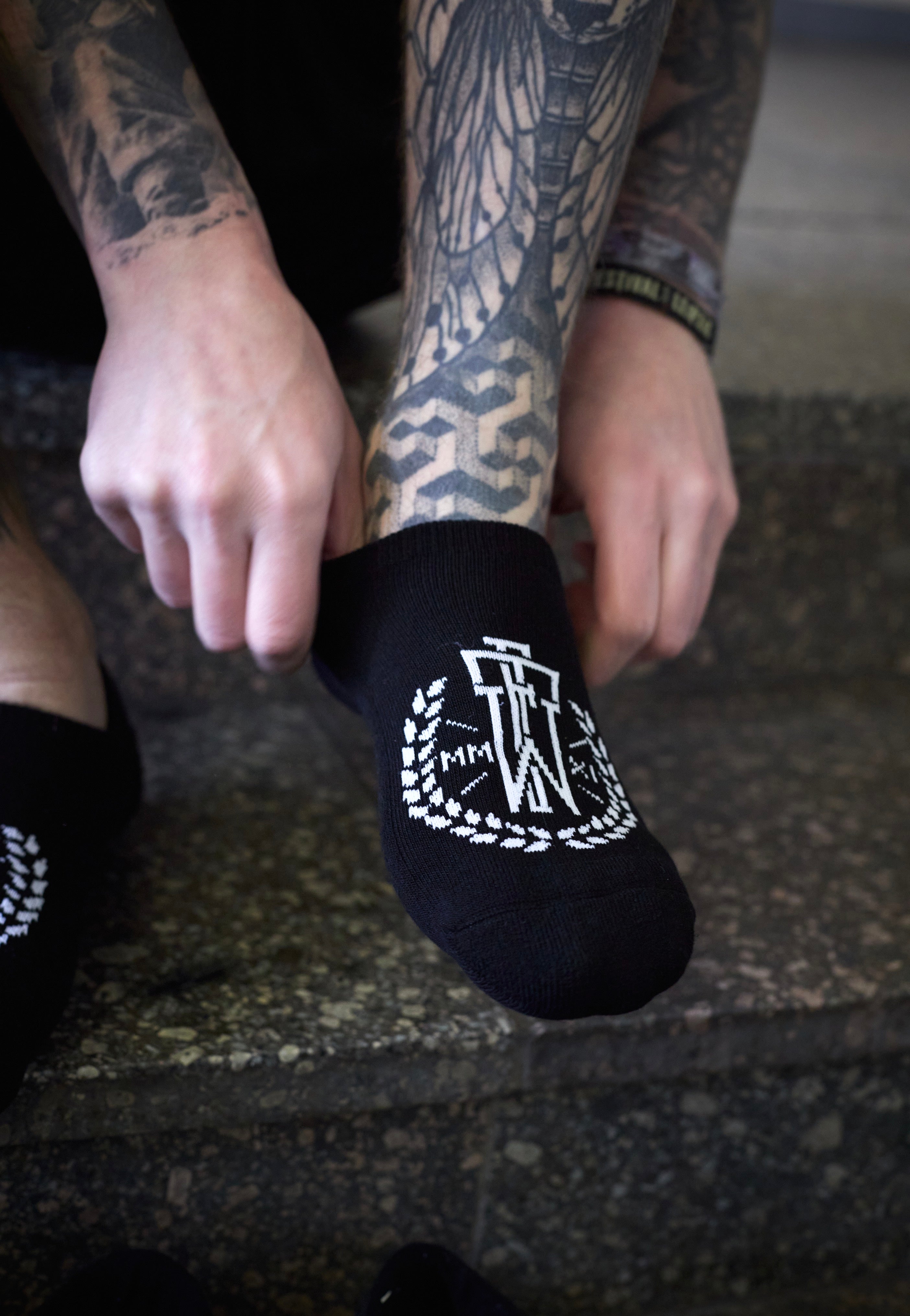 Fuchsteufelswild - Logo Black Sneaker - Socks | Neutral-Image