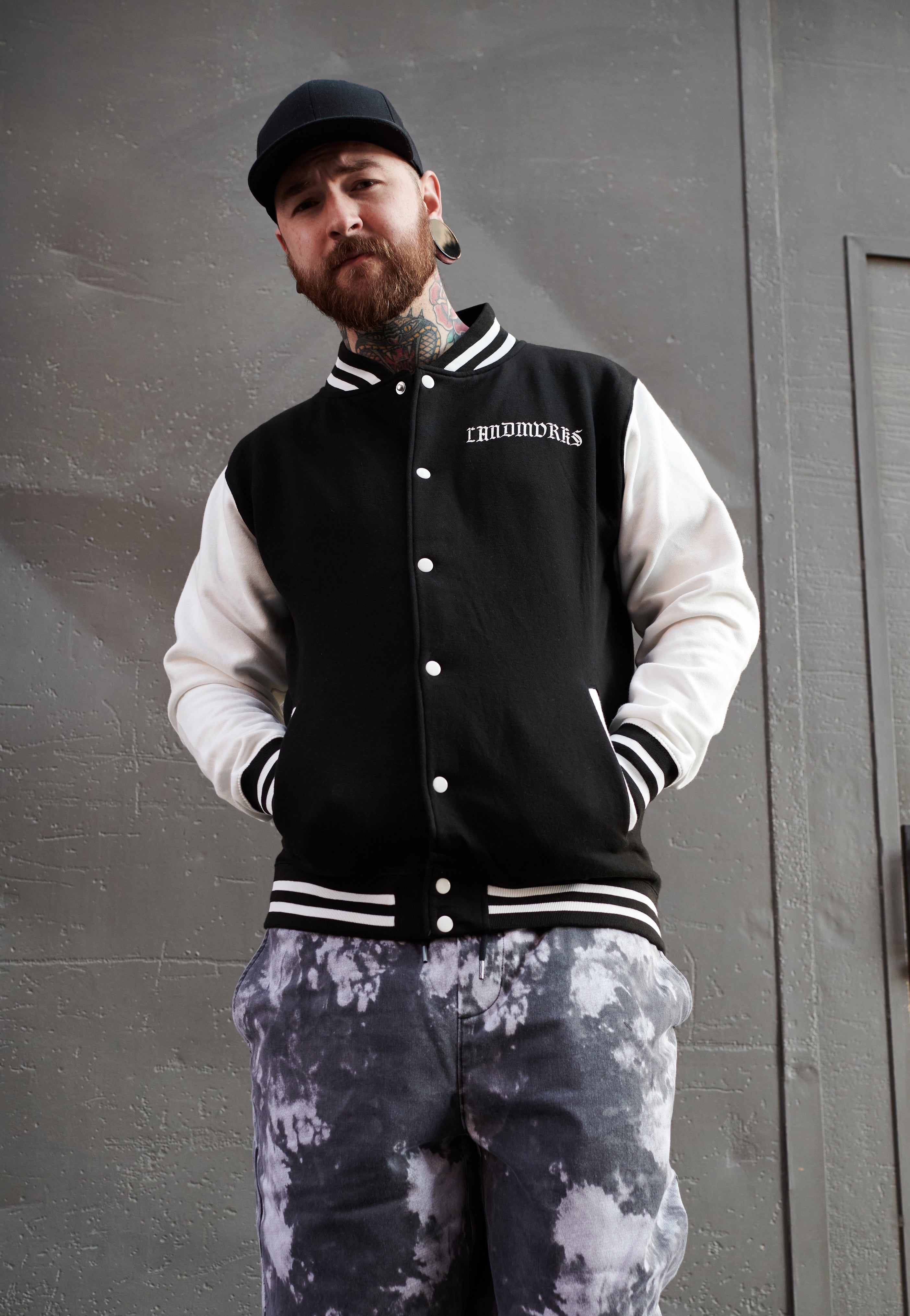 Landmvrks - Old Font Cicada Black/White - College Jacket | Men-Image