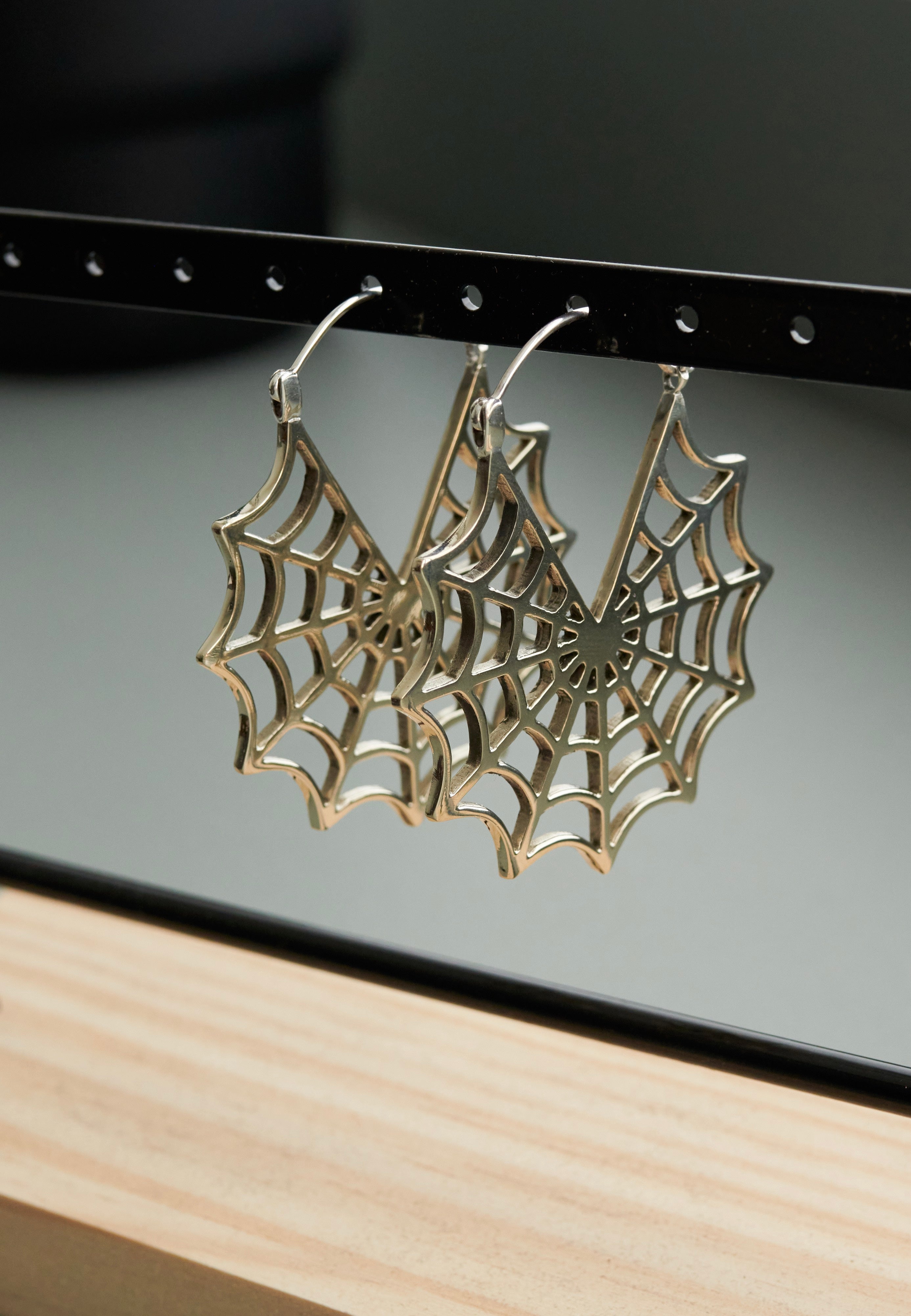 Ask & Embla - Lilith Cobweb Silver - Earrings | Neutral-Image