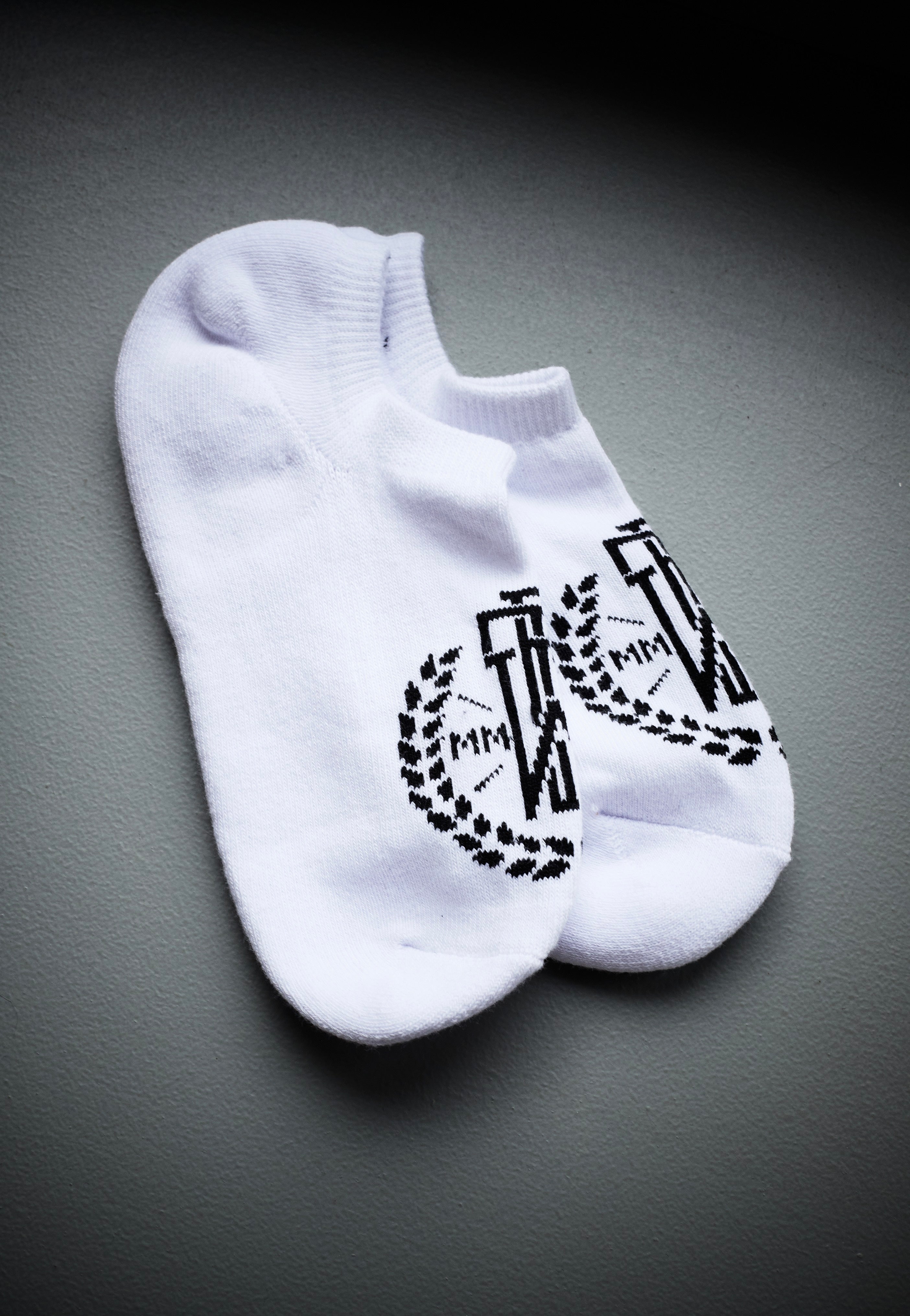 Fuchsteufelswild - Logo White Sneaker - Socks | Neutral-Image