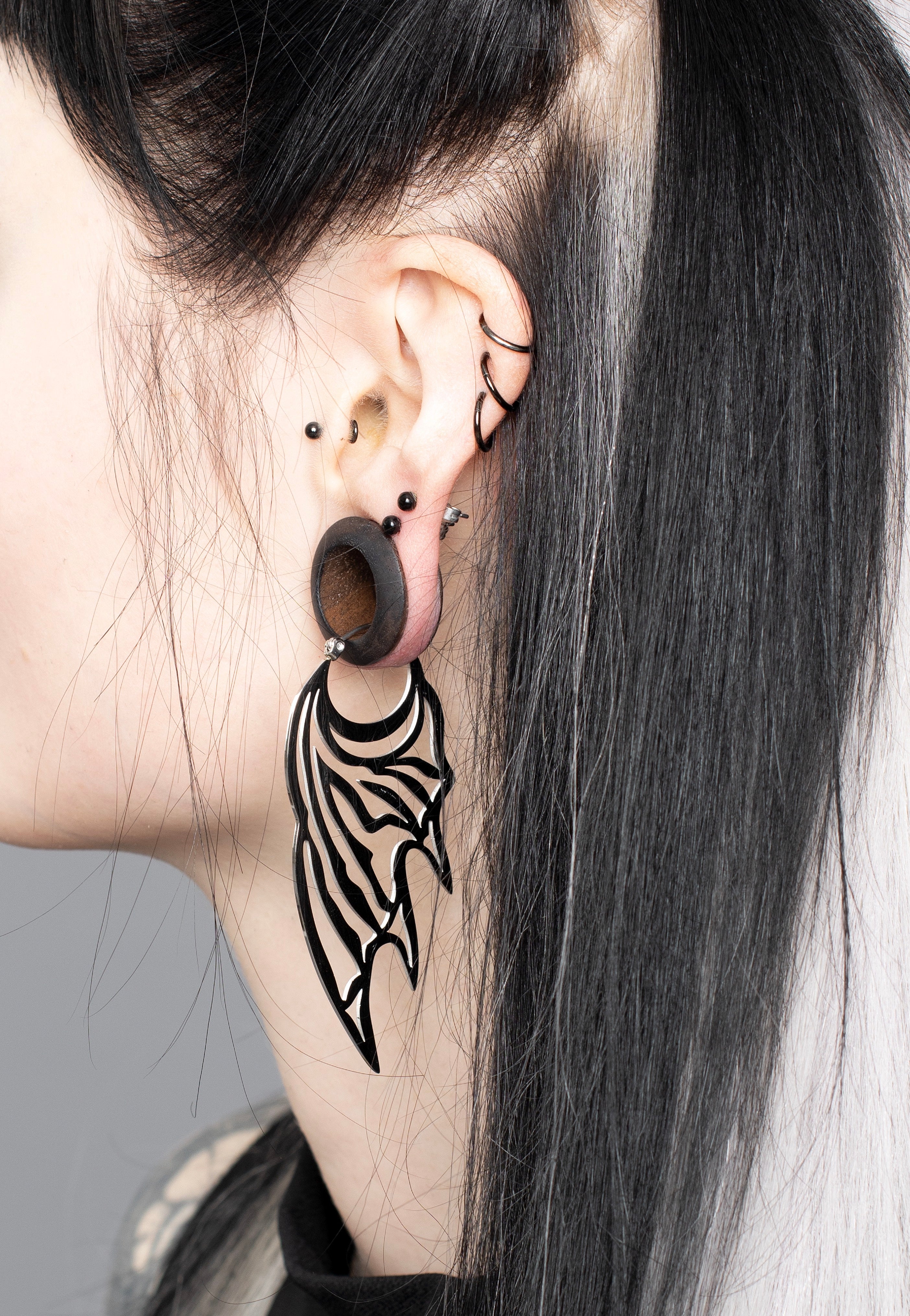 Wildcat - Devil Wing Silver - Earrings | Neutral-Image