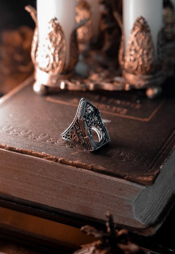 Lively Ghosts - Cathedral Echoes Silver - Ring | Neutral-Image