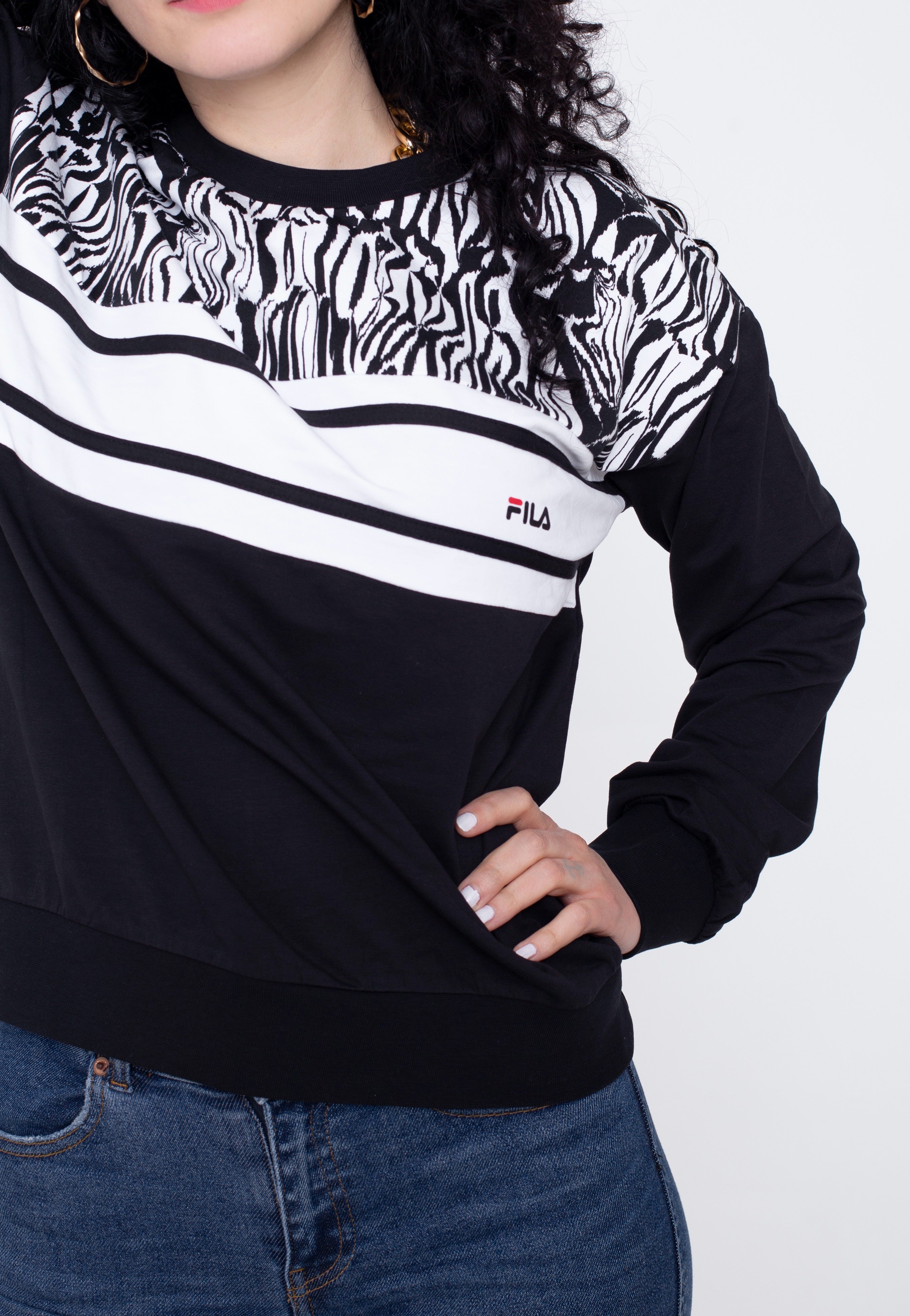 Fila - Bolu Crew Neck Black Beauty Bright White Abstract Zebra AOP - Sweater | Women-Image