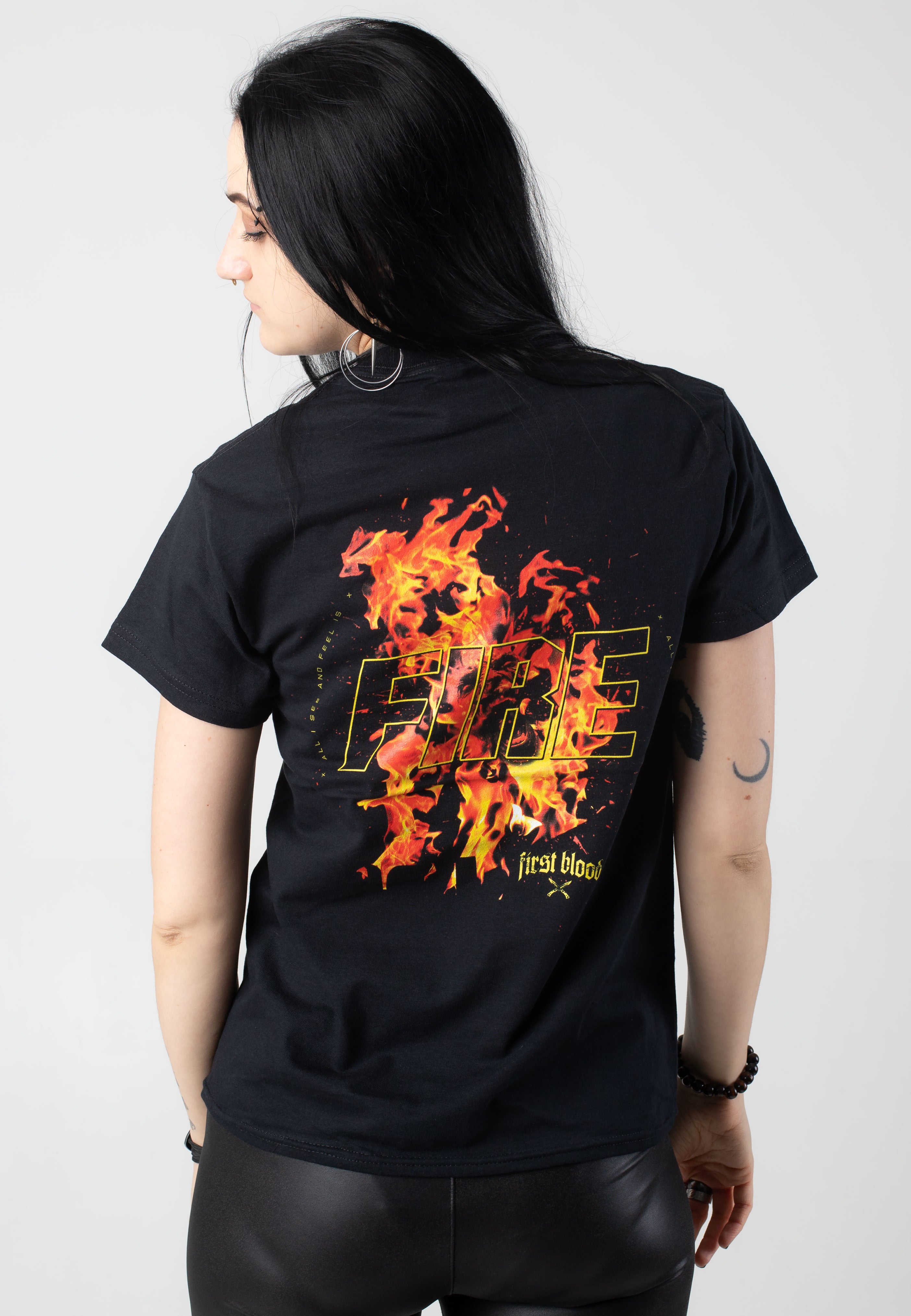 First Blood - Be The Light - T-Shirt | Women-Image