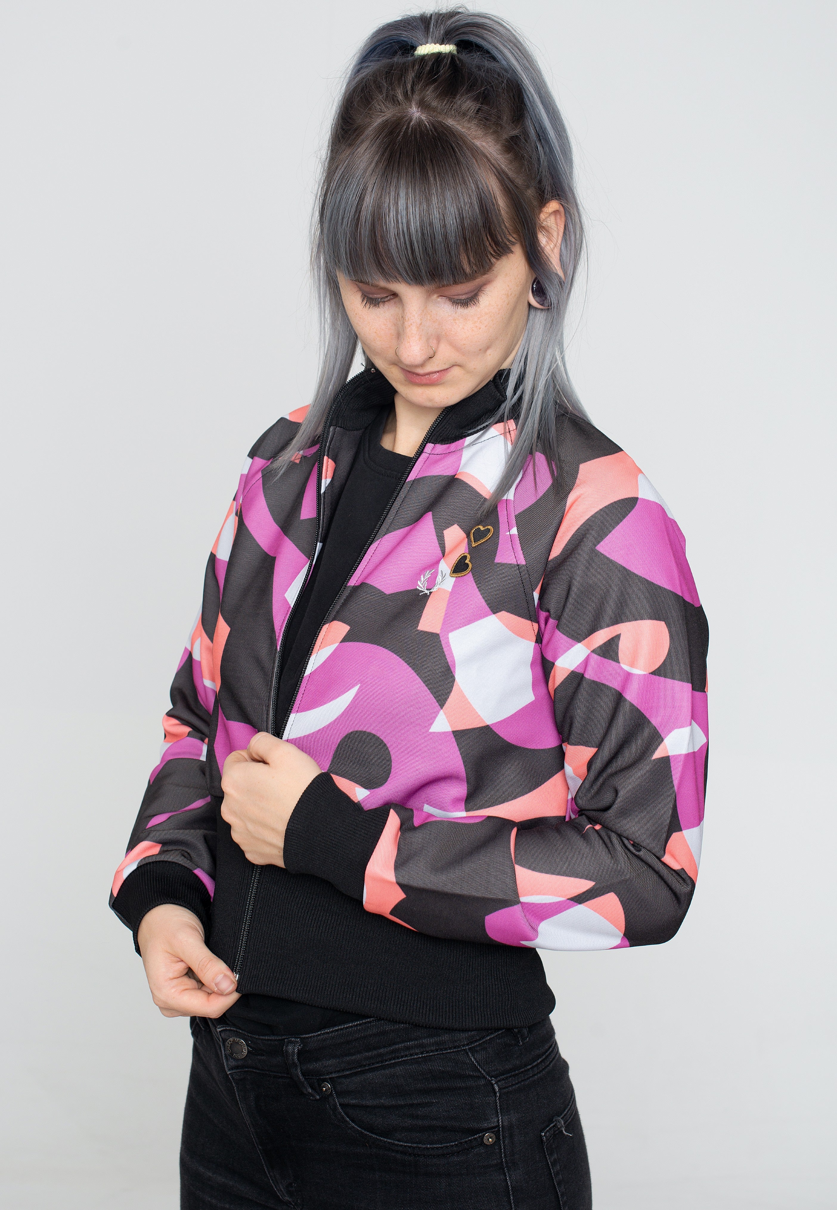 Fred Perry x Amy Winehouse - Abstract Print Track Black - Track Jacket | Women-Image