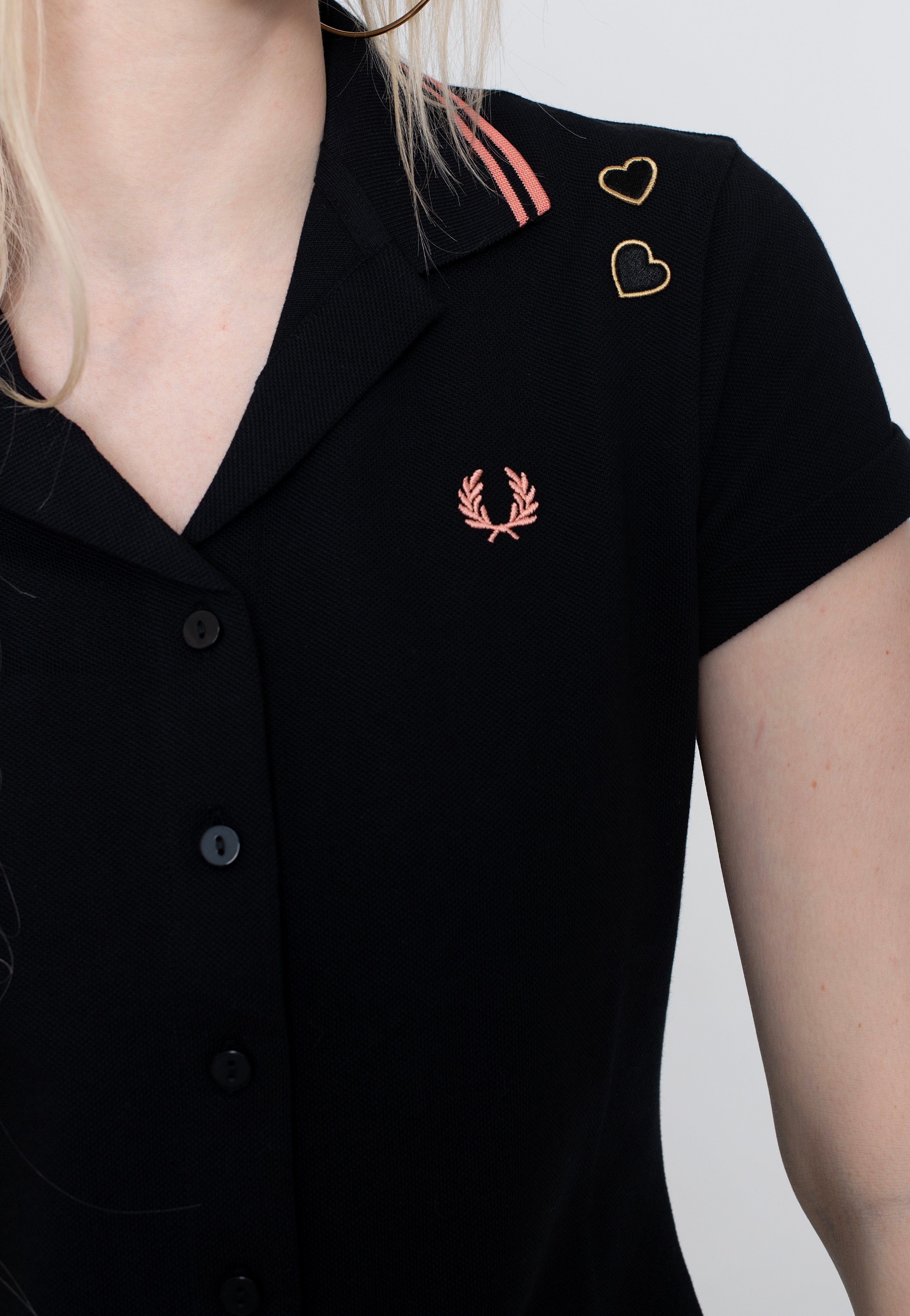 Fred Perry x Amy Winehouse - Button Thru Pique Shirt Black - Dress | Women-Image