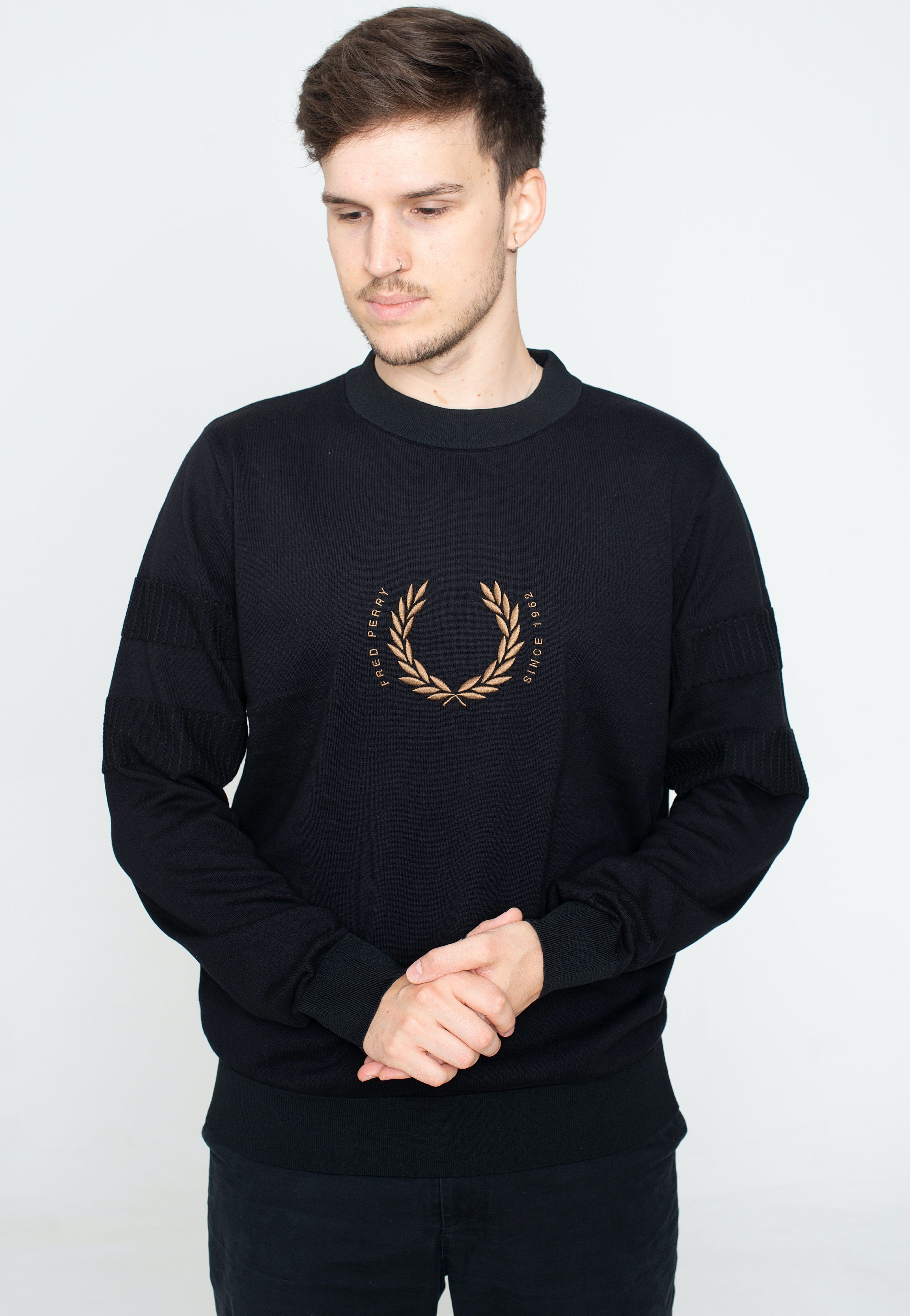 Fred Perry - Circle Branding Jumper Black - Sweater | Men-Image