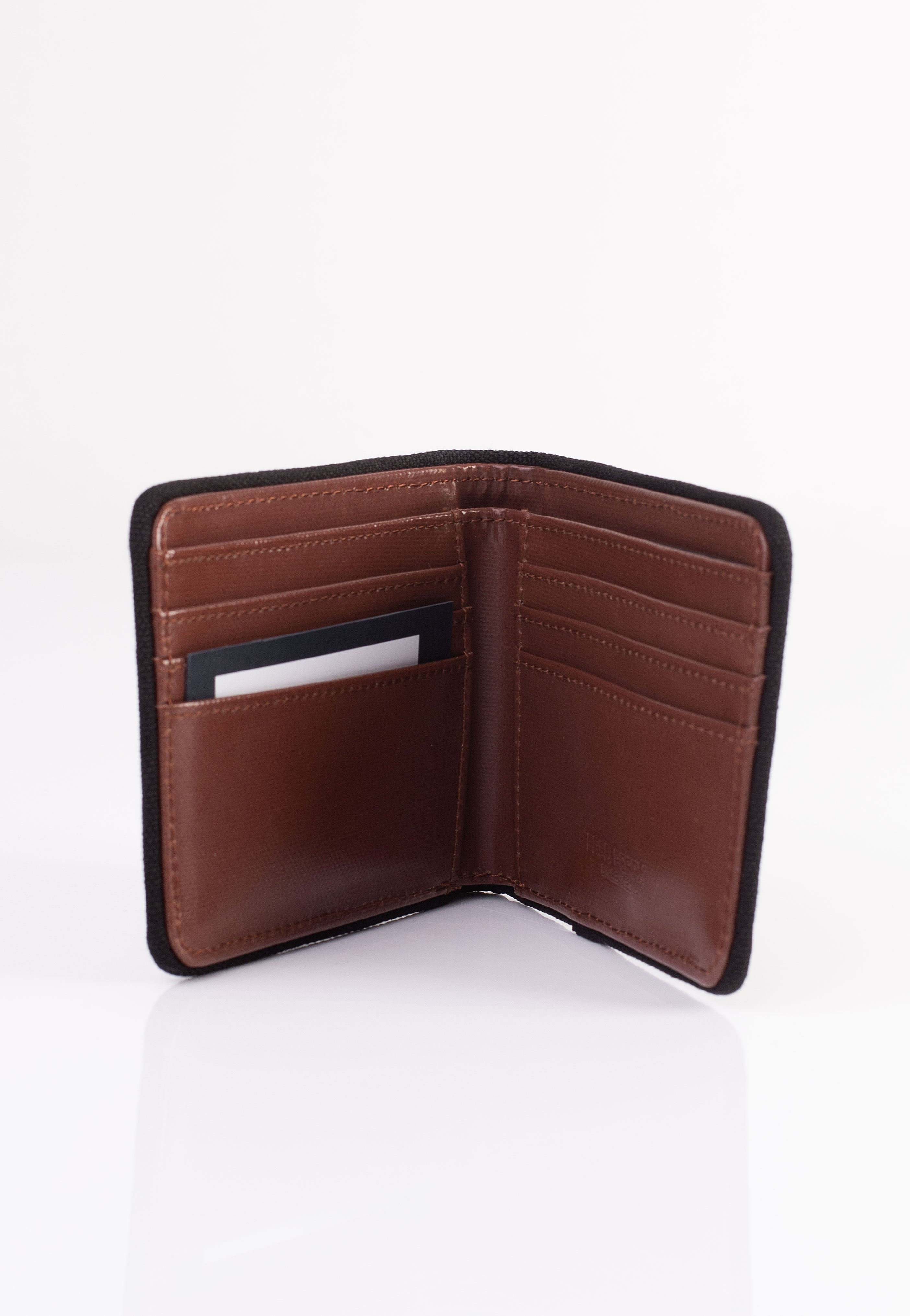 Fred Perry - Coated Polyester Billfold Whisky Brown - Wallet | Neutral-Image