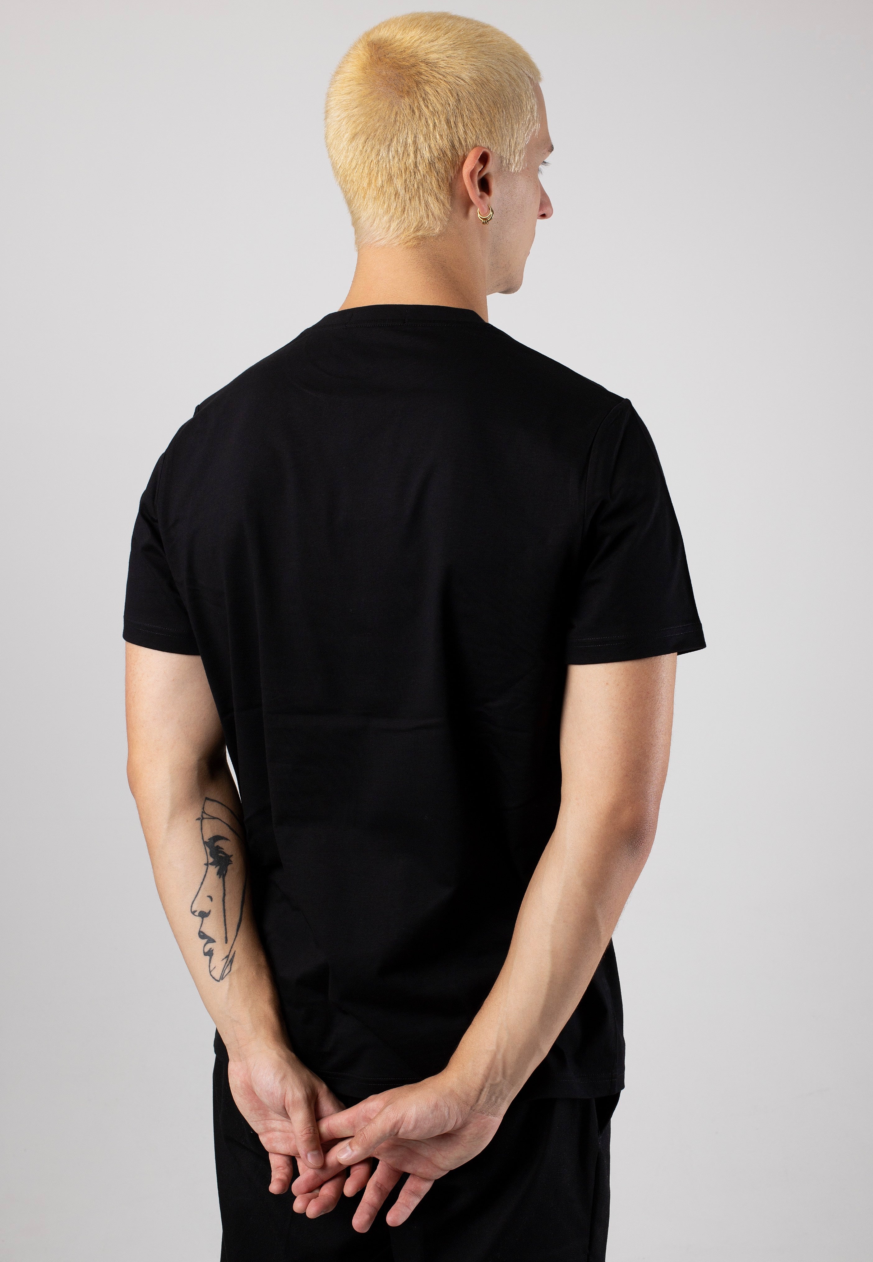 Fred Perry - Back Graphic Black - T-Shirt | Men-Image