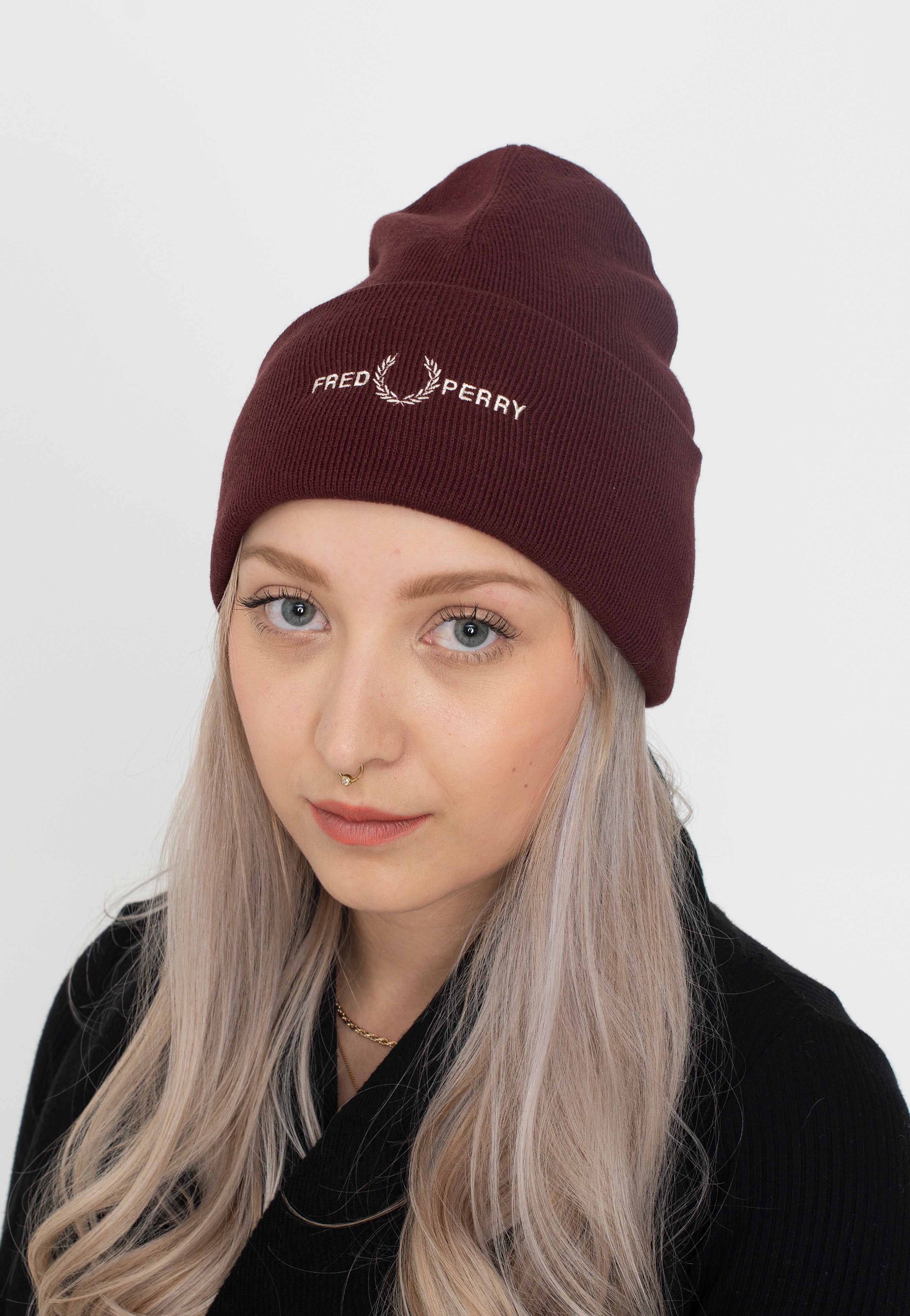 Fred Perry - Graphic Oxblood - Beanie | Neutral-Image