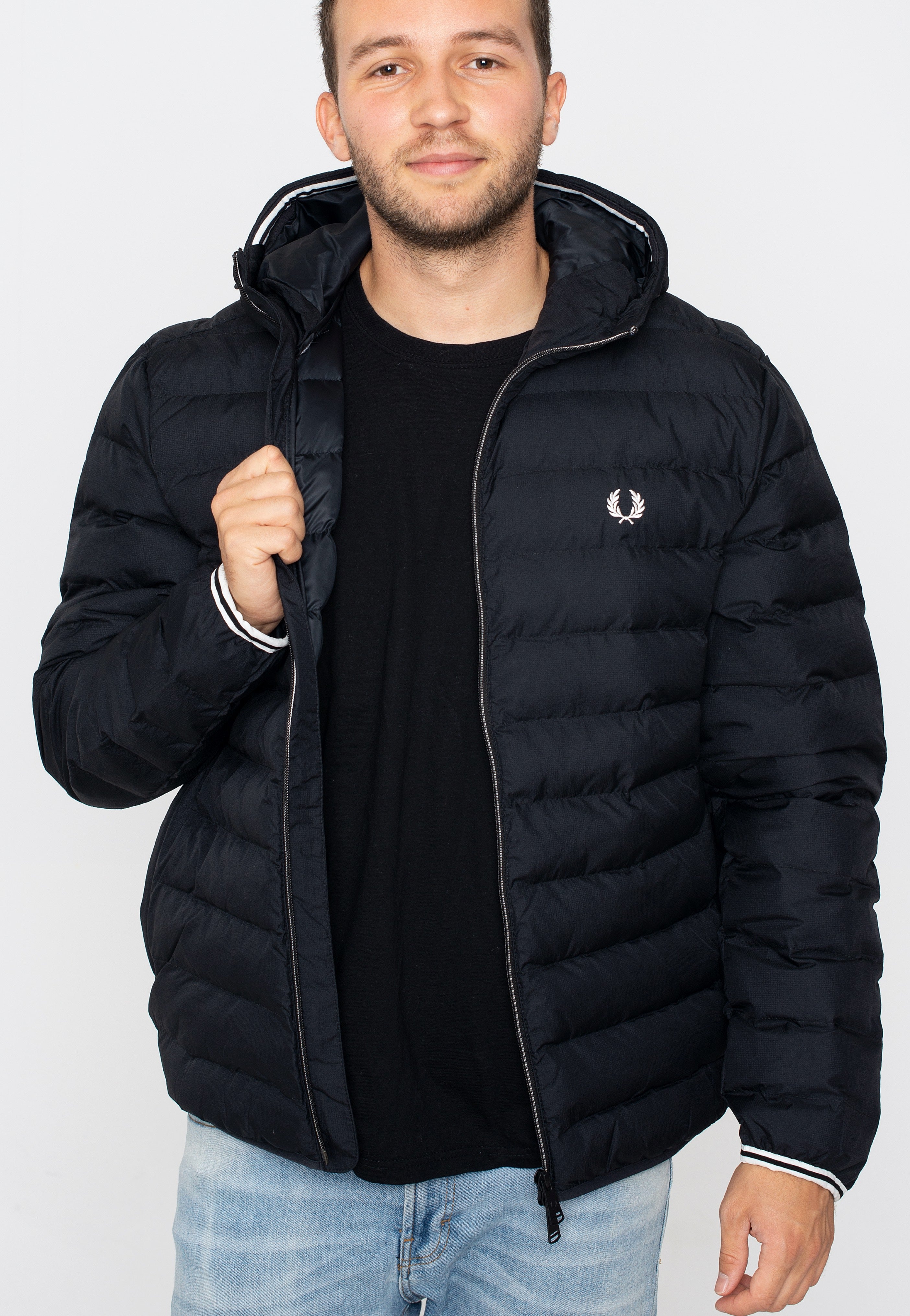 Fred Perry - Hooded Insulated Black - Jacket | Men-Image